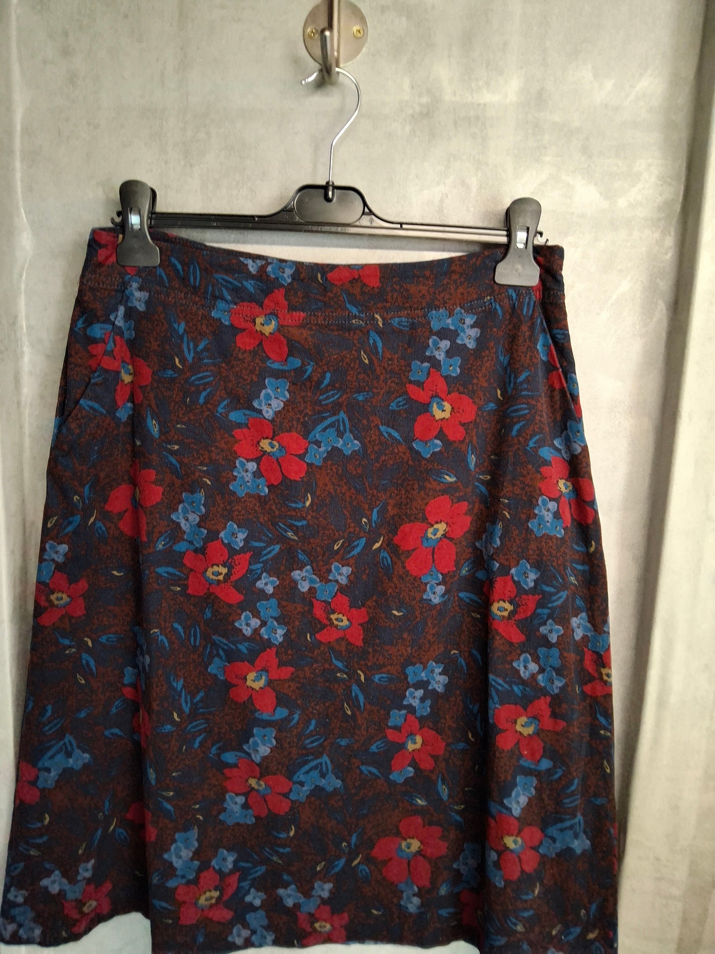Seasalt Cornwall Red & Blue Floral Midi Skirt – Size 12 – 100% Cotton
