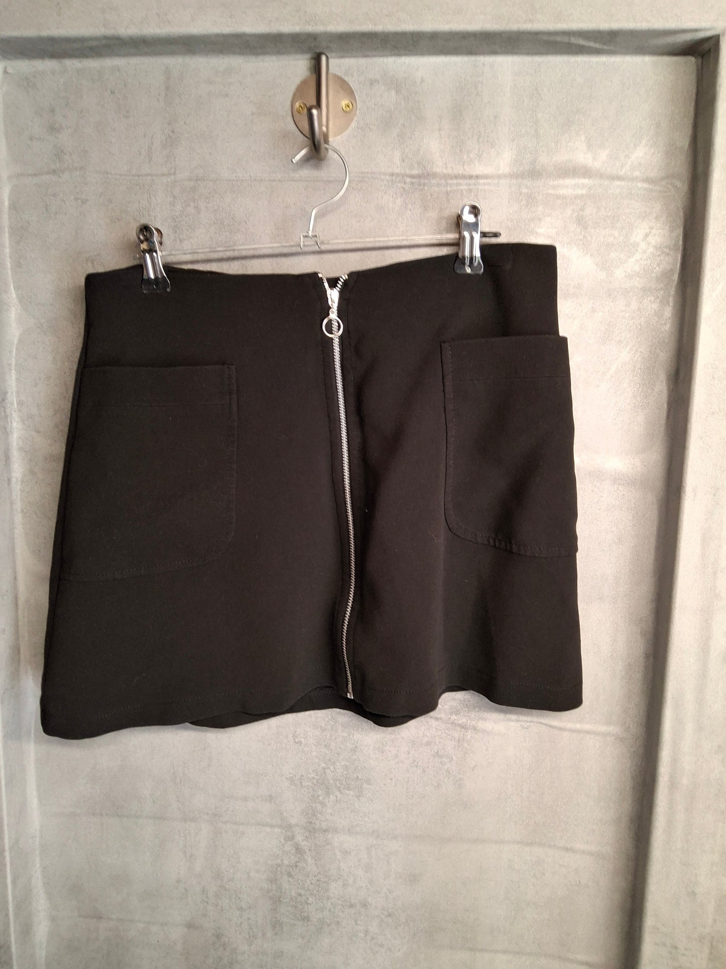Miss Selfridge Black Mini Skirt β Size 10 β Zip Front & Pockets