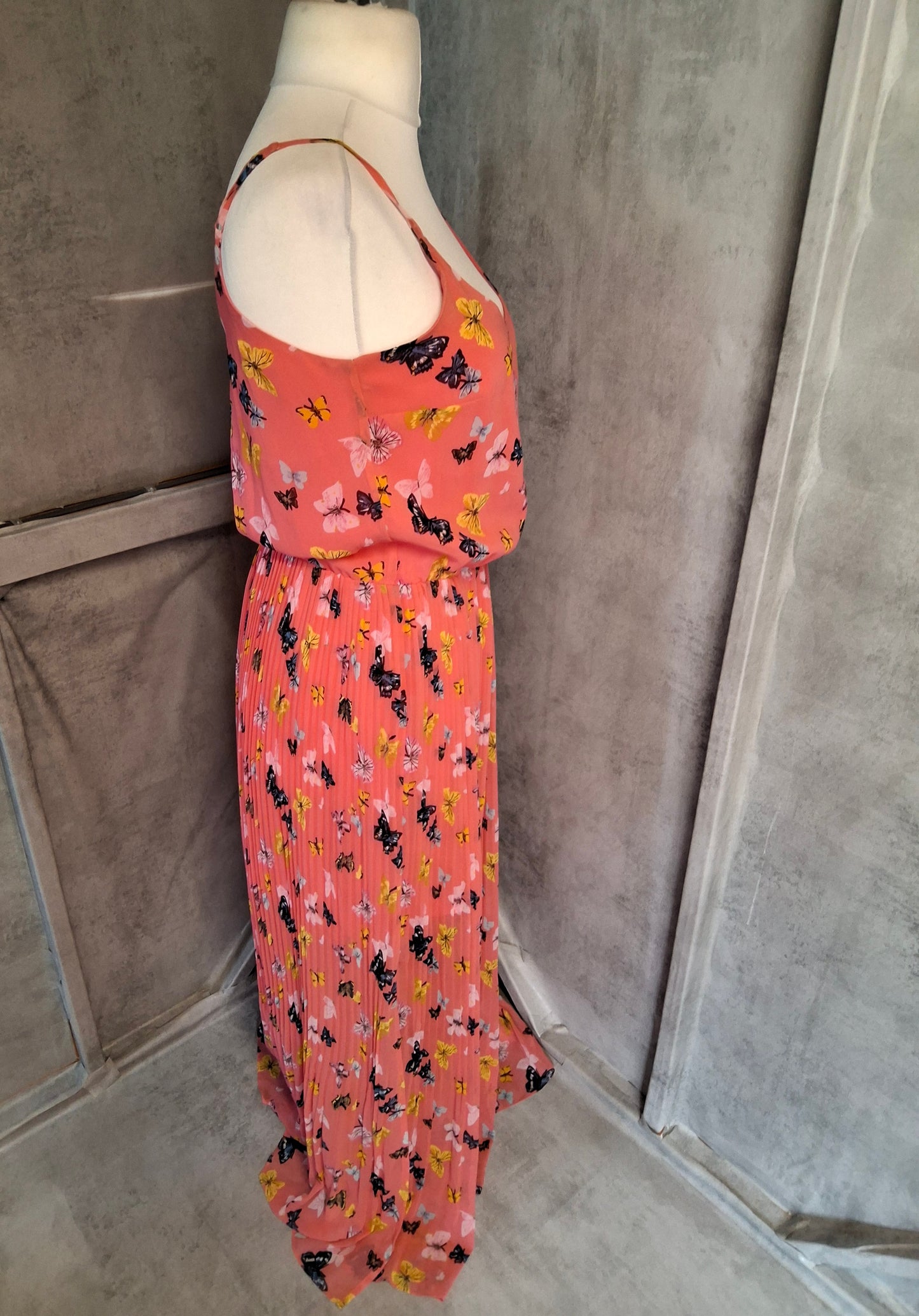 Oasis Butterfly Print Pleated Maxi Dress – Size 10