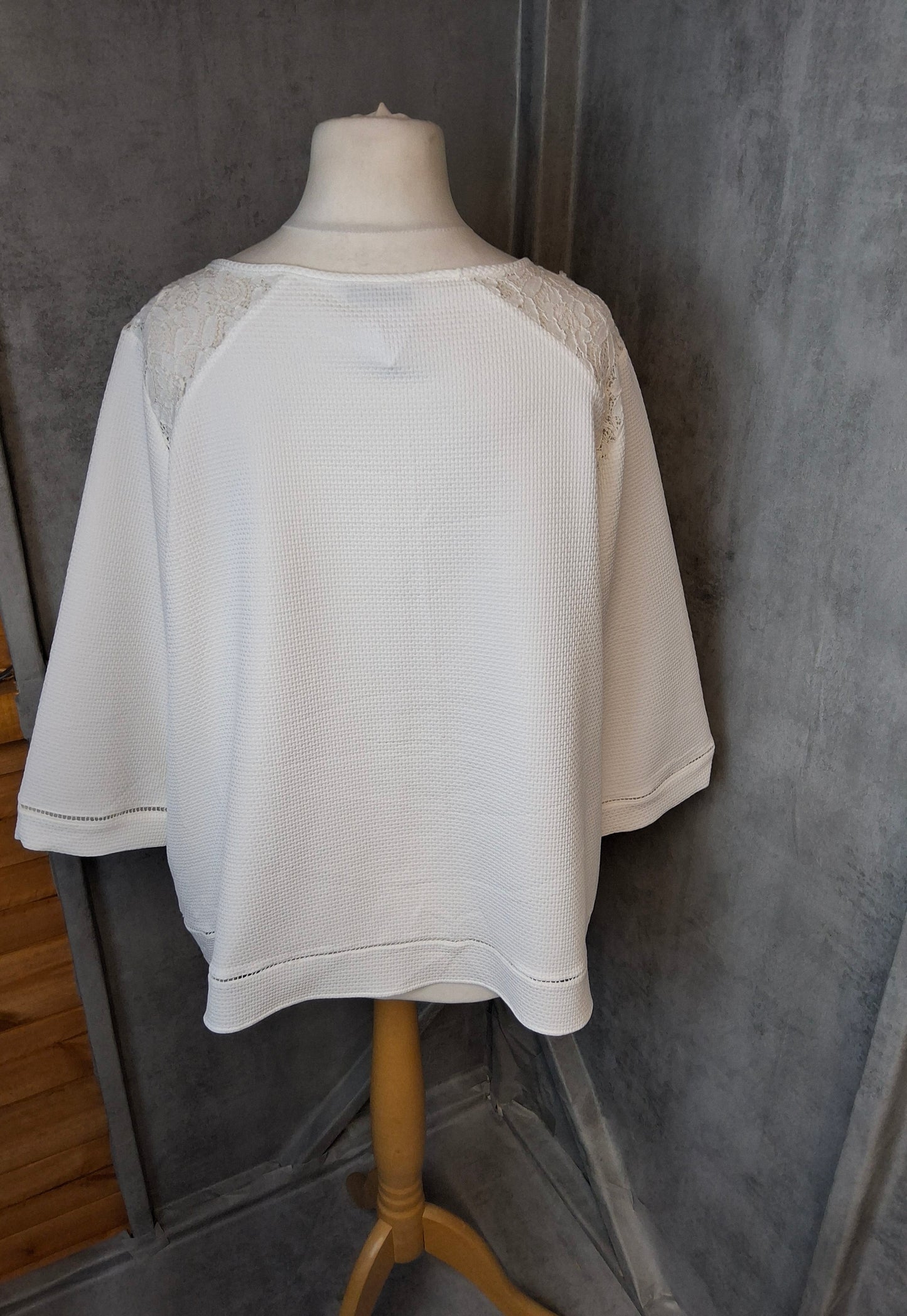Marks & Spencer Ivory Textured Lace Shoulder Top | Size 20 | 3/4 Sleeve Plus Size Blouse