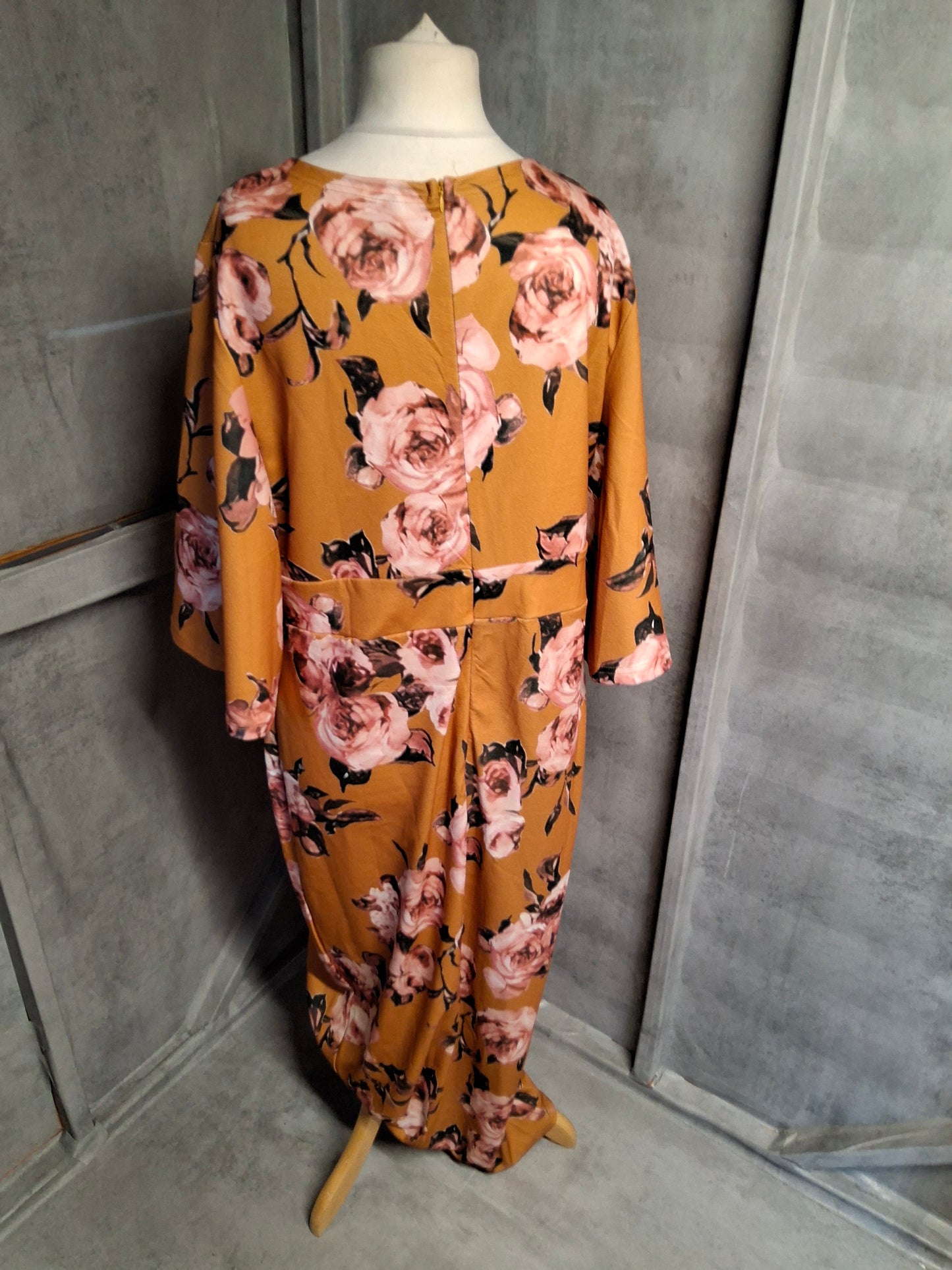 Shein Curve Orange Floral Maxi Dress – Size 3XL (UK size 18/20) – Wrap Bust