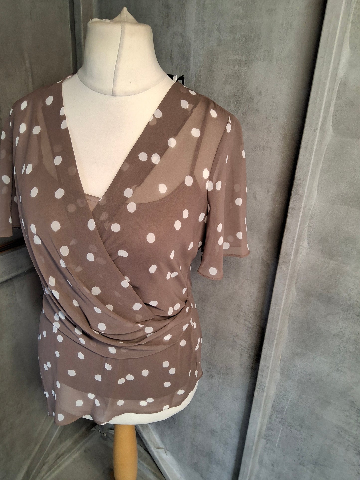 Jacques Vert Brown Polka Dot Sheer Layered Top – Size 8 – NWT RRP £69