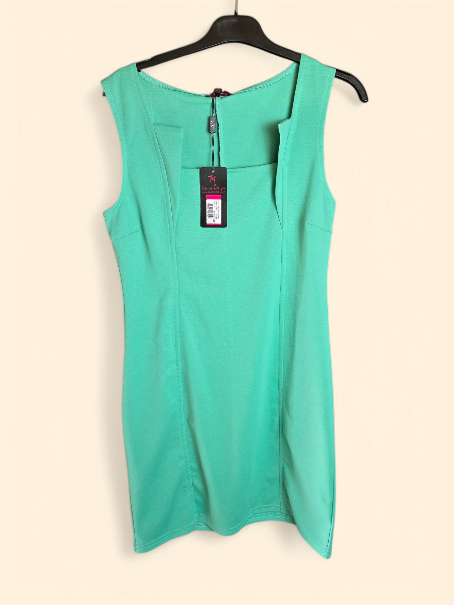 Mandi light green sleeveless bodycon dress size 10 New