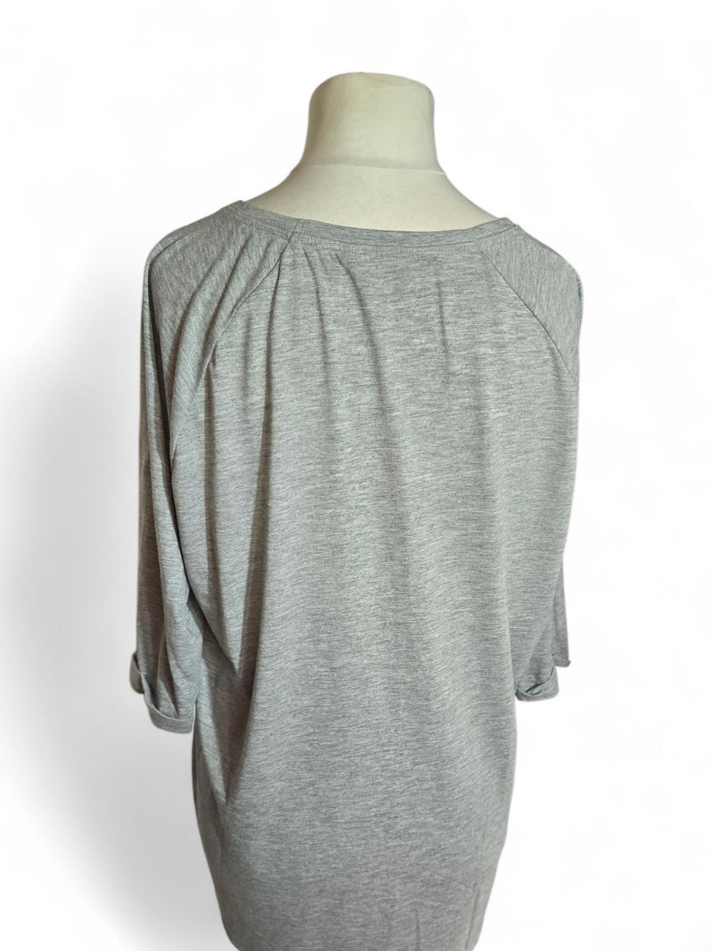 Tu Grey & Yellow Floral Bird Print Top Size 18 – 3/4 Sleeves, Chest Pocket, Round Neck