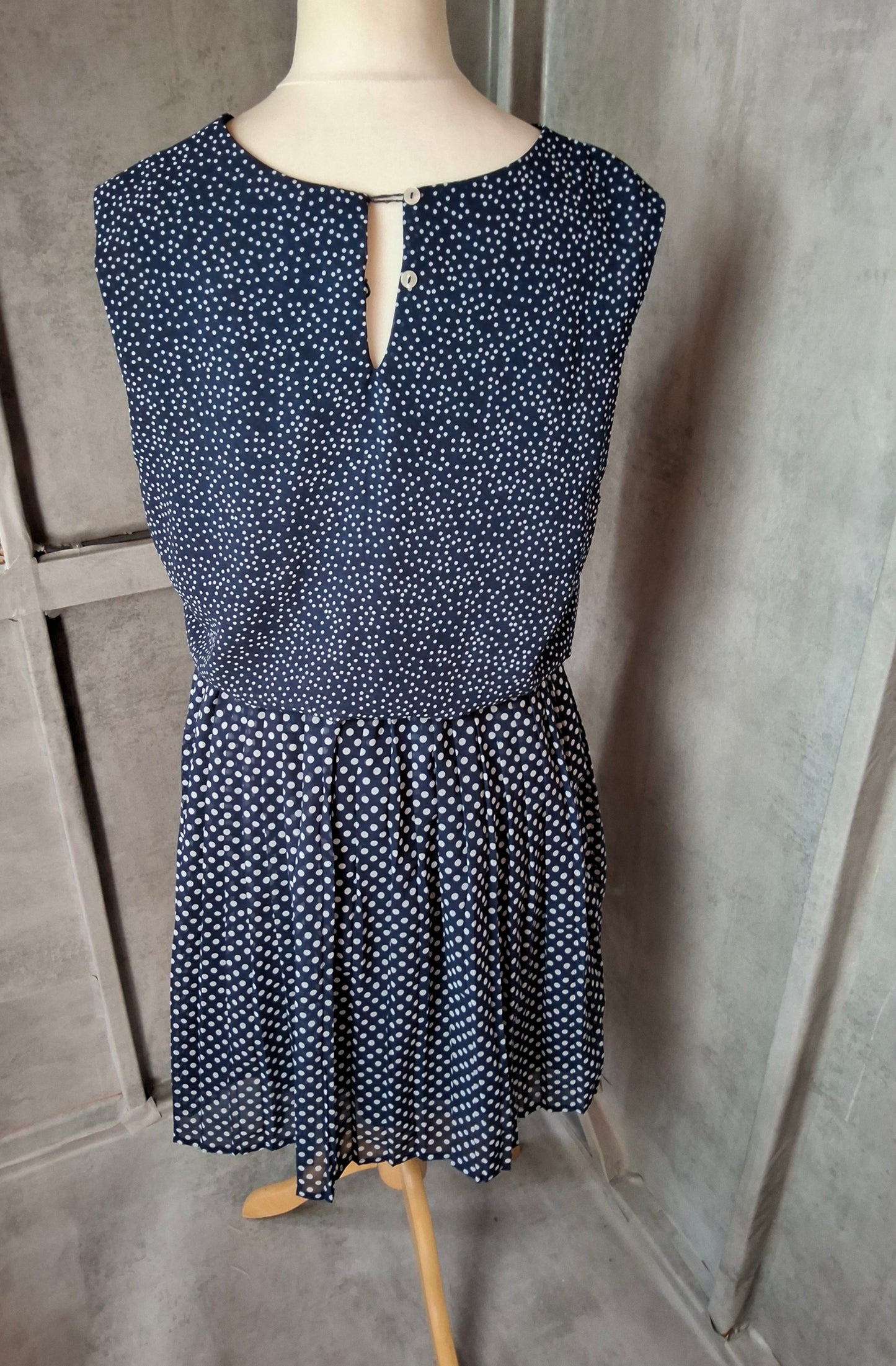 Peacocks Navy Polka Dot Dress β Size 16 β Floaty, Flattering & Lined π
