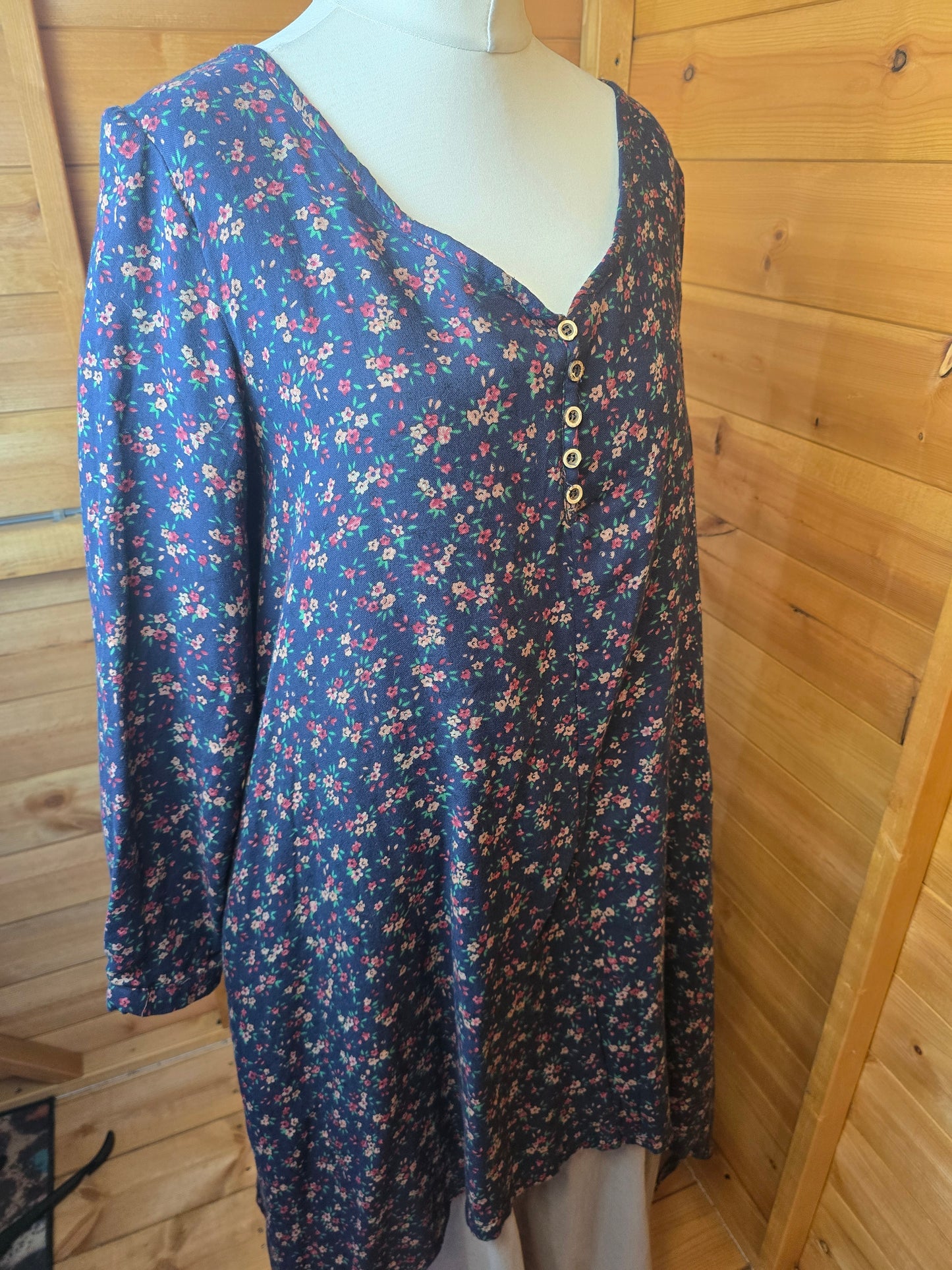 Gracila Navy Floral Maxi Dress – Size M (Pit to Pit 18.5") | Rayon & Cotton | Oversized Fit