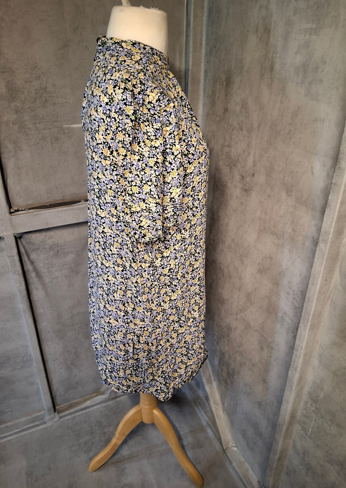 George Floral Knee-Length Dress – Size 12 – 100% Viscose