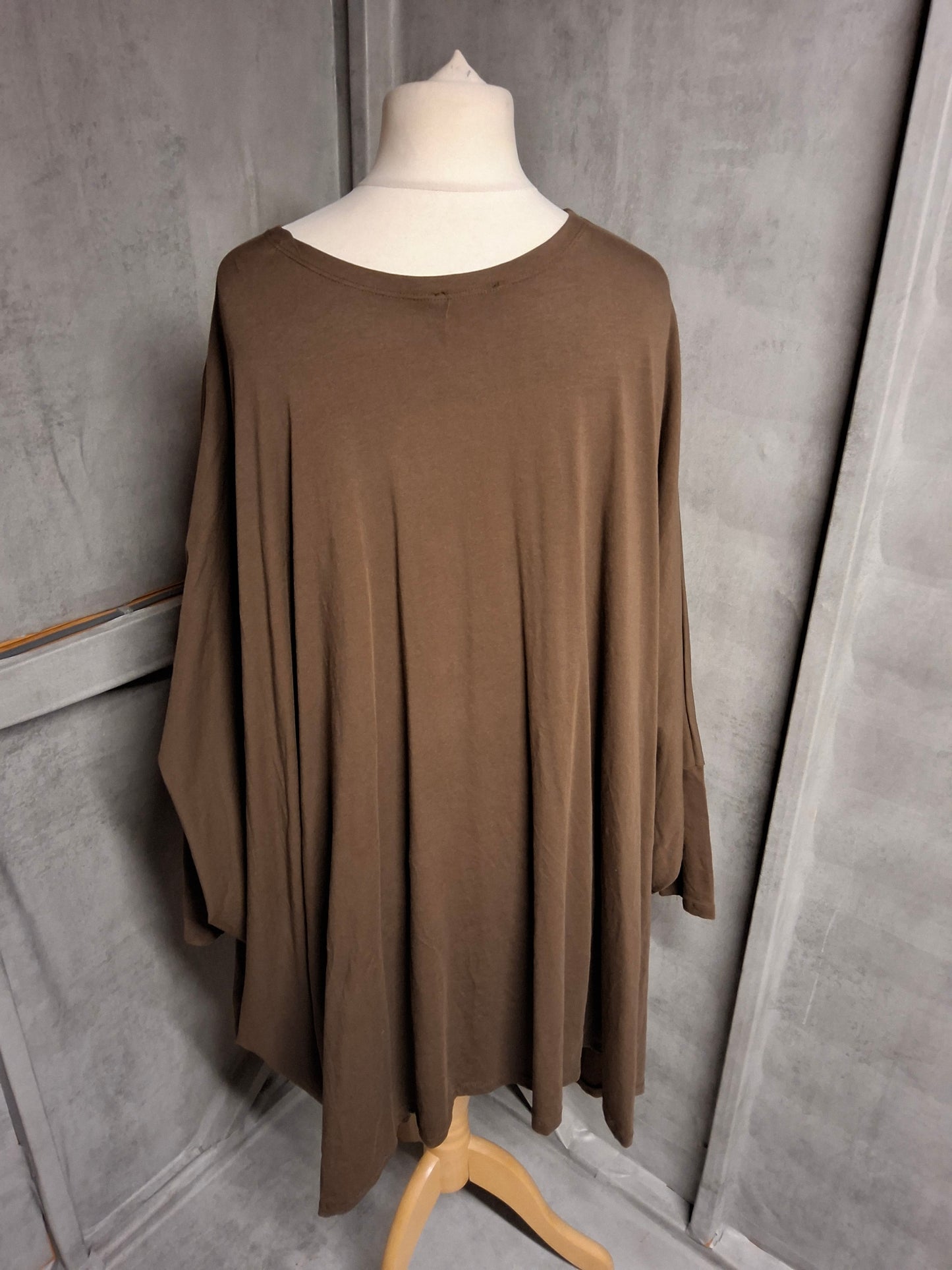 Influence London Oversized Brown T-Shirt Dress β UK 20+ β Asymmetrical Hem