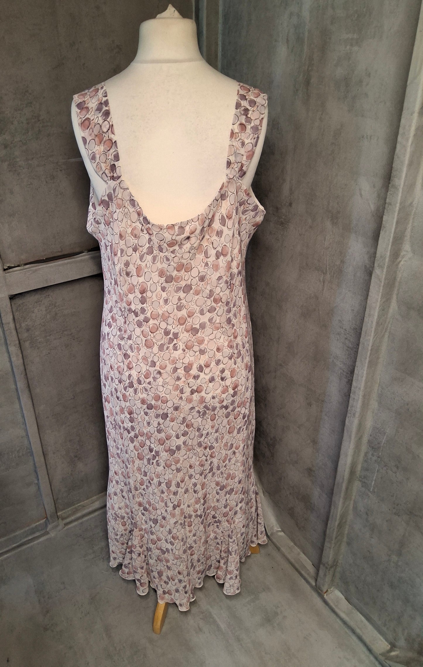 BHS Petite Polka Dot Midi Dress โ Beaded & Floaty | Size 20 fits UK 18/20
