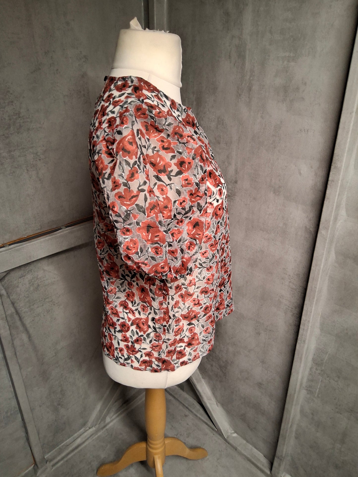 Tu Size 12 Sheer Red Floral Puff Sleeve Blouse – Pretty, Floaty & Perfect for Layering