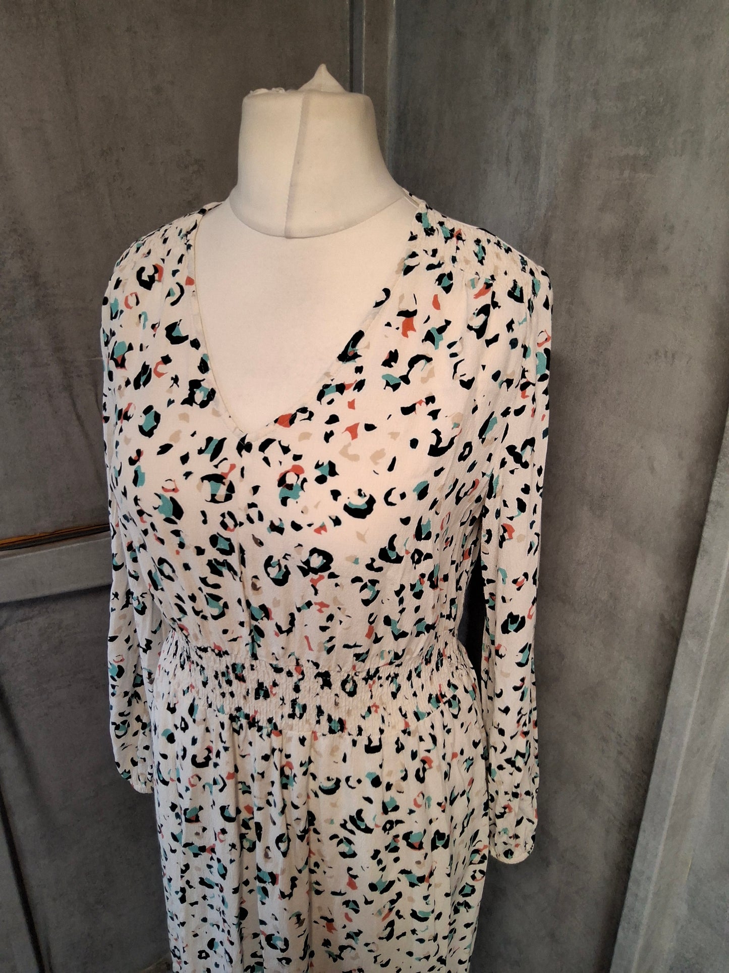 M&S White Multicoloured Animal Print Midi Dress – Size 12
