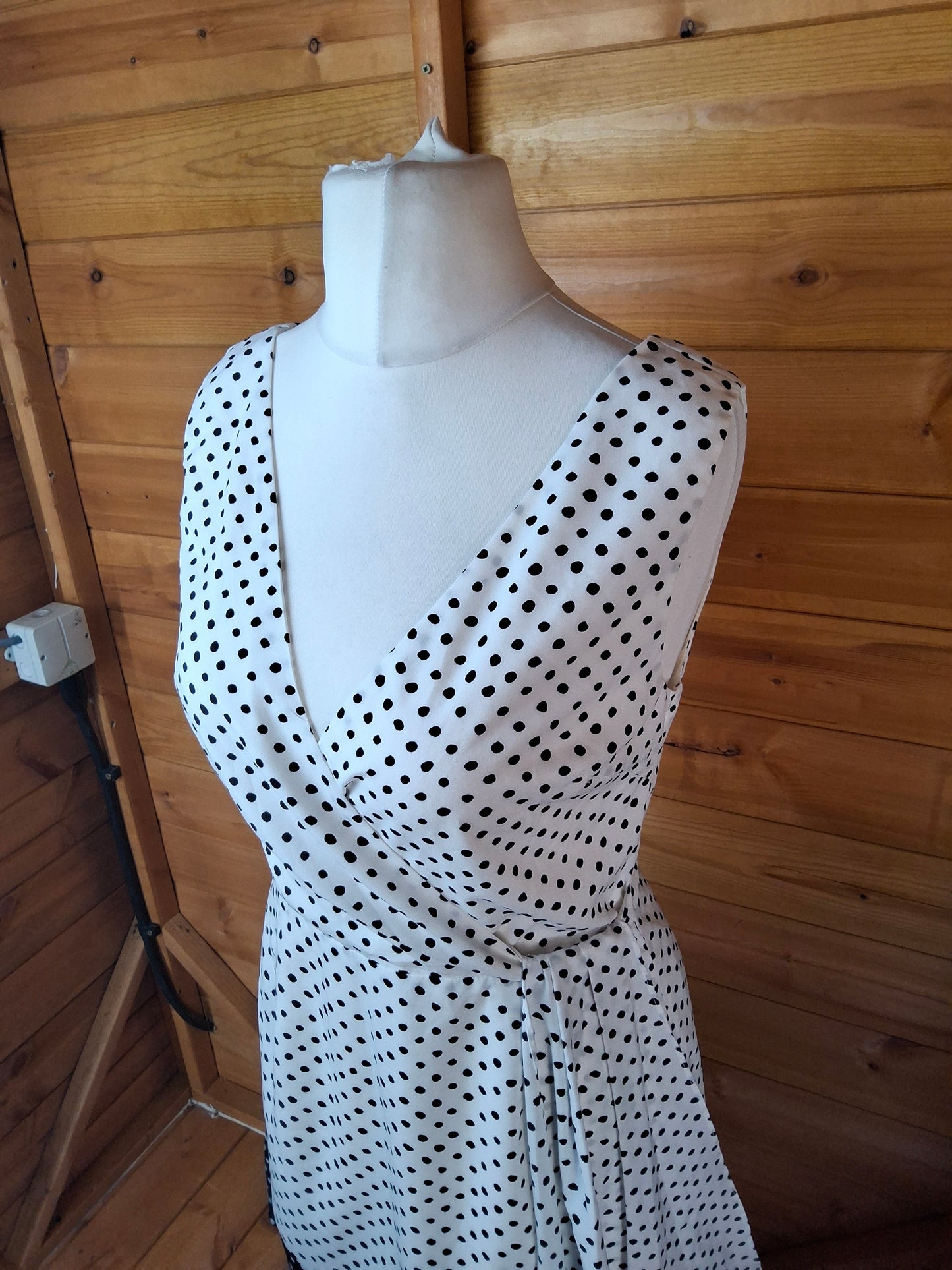 Lavish Alice Black & White Polka Dot Midi Dress – Size 12, Sleeveless, V-Neck, Asymmetrical Hem