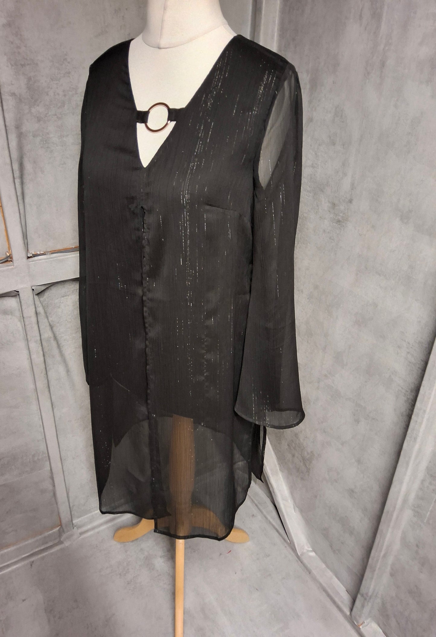 Julien Macdonald Black & Silver Sheer Long Sleeve Top – Size 8 – Evening Statement Piece
