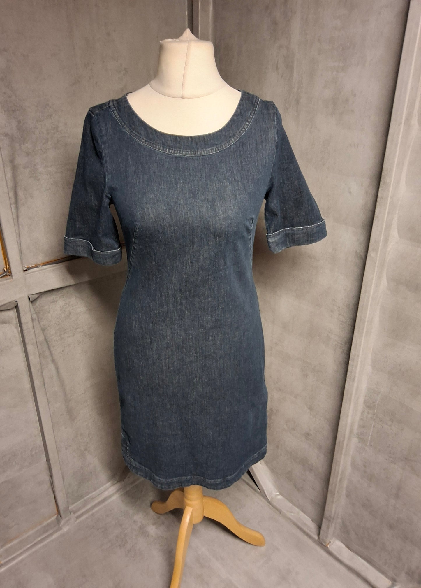 Boden 100% Cotton Denim Dress with Back Zip – Size 10R