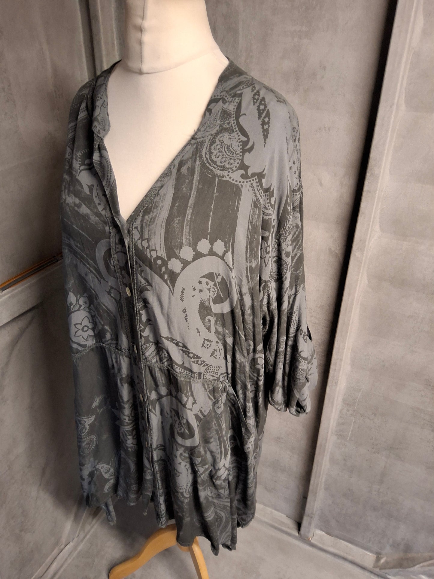 Cerulean Collection Oversized Shirt – One Size (Floaty Drama Incoming)