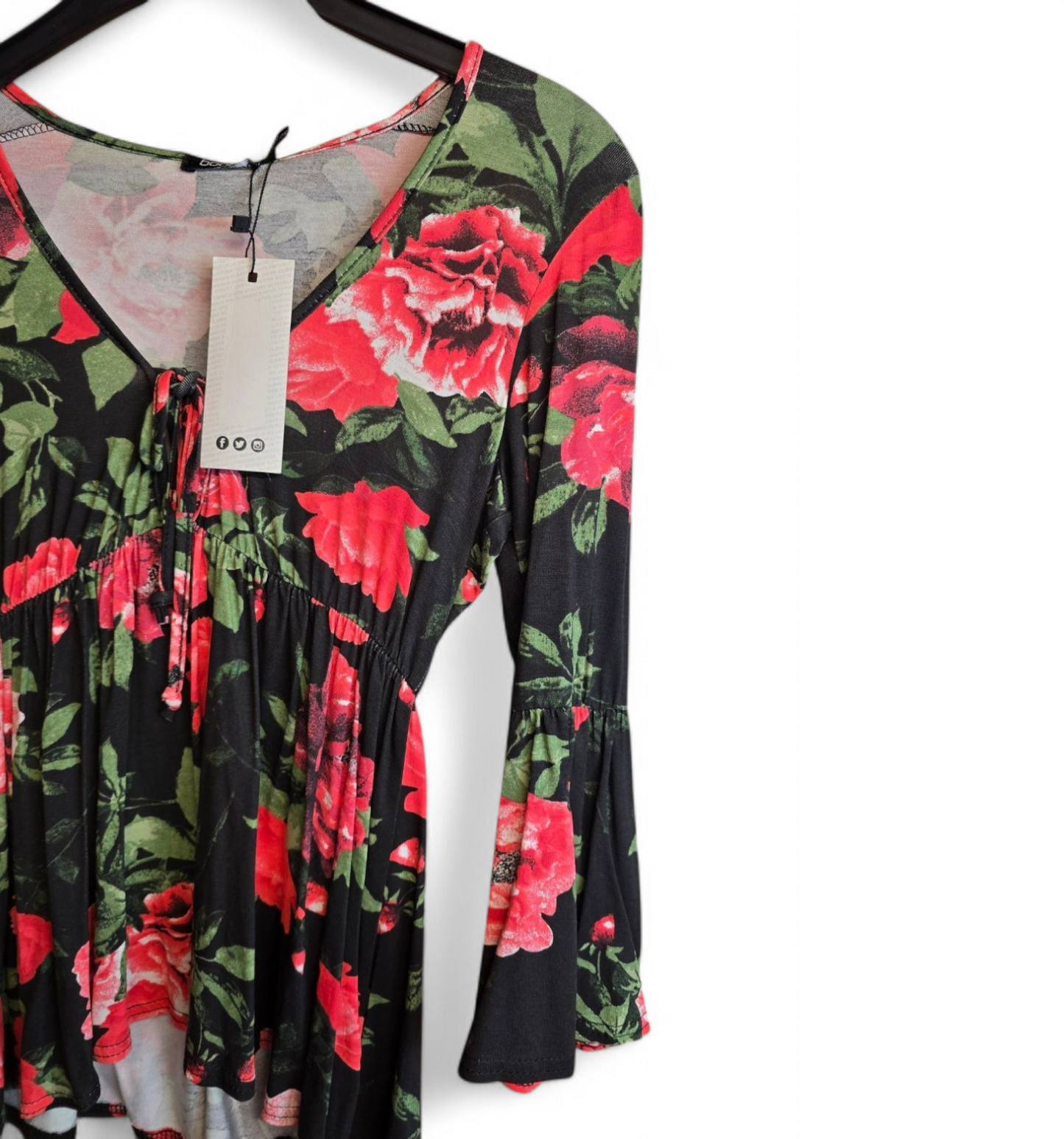 Boohoo black & red floral flared 3/4 sleeve top size 8 New