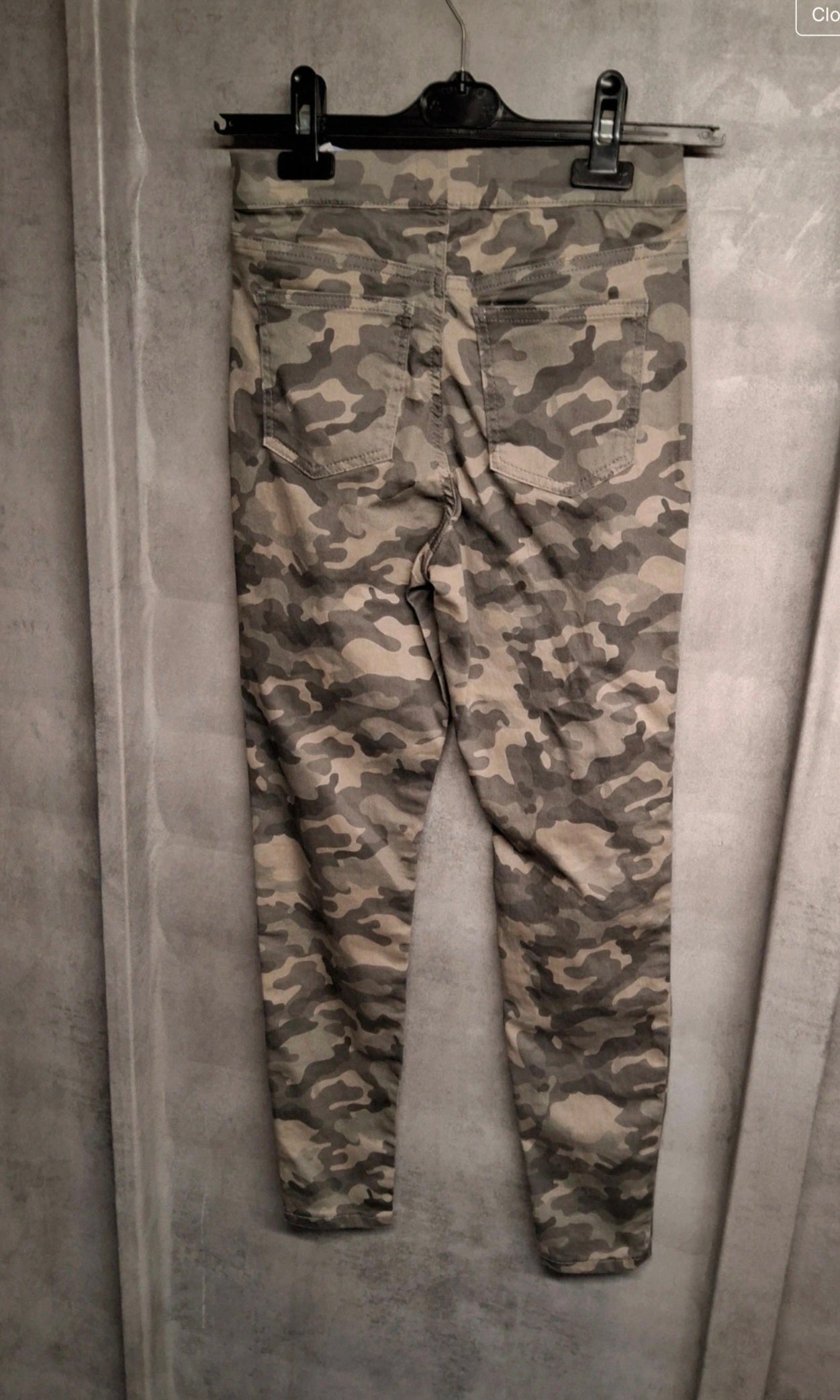 M&S Khaki Camo Jeggings – Size 8 Short – NWT Pull-On Style