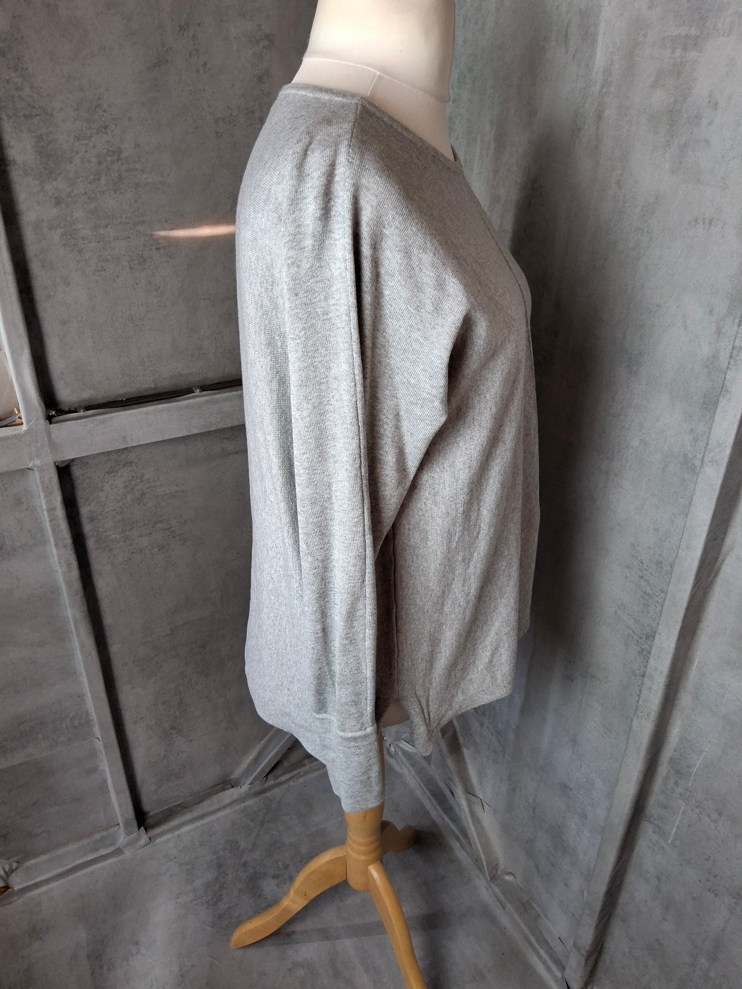 White Stuff Grey Jumper UK size 14 – Soft, Slouchy & Side-Slit Chic