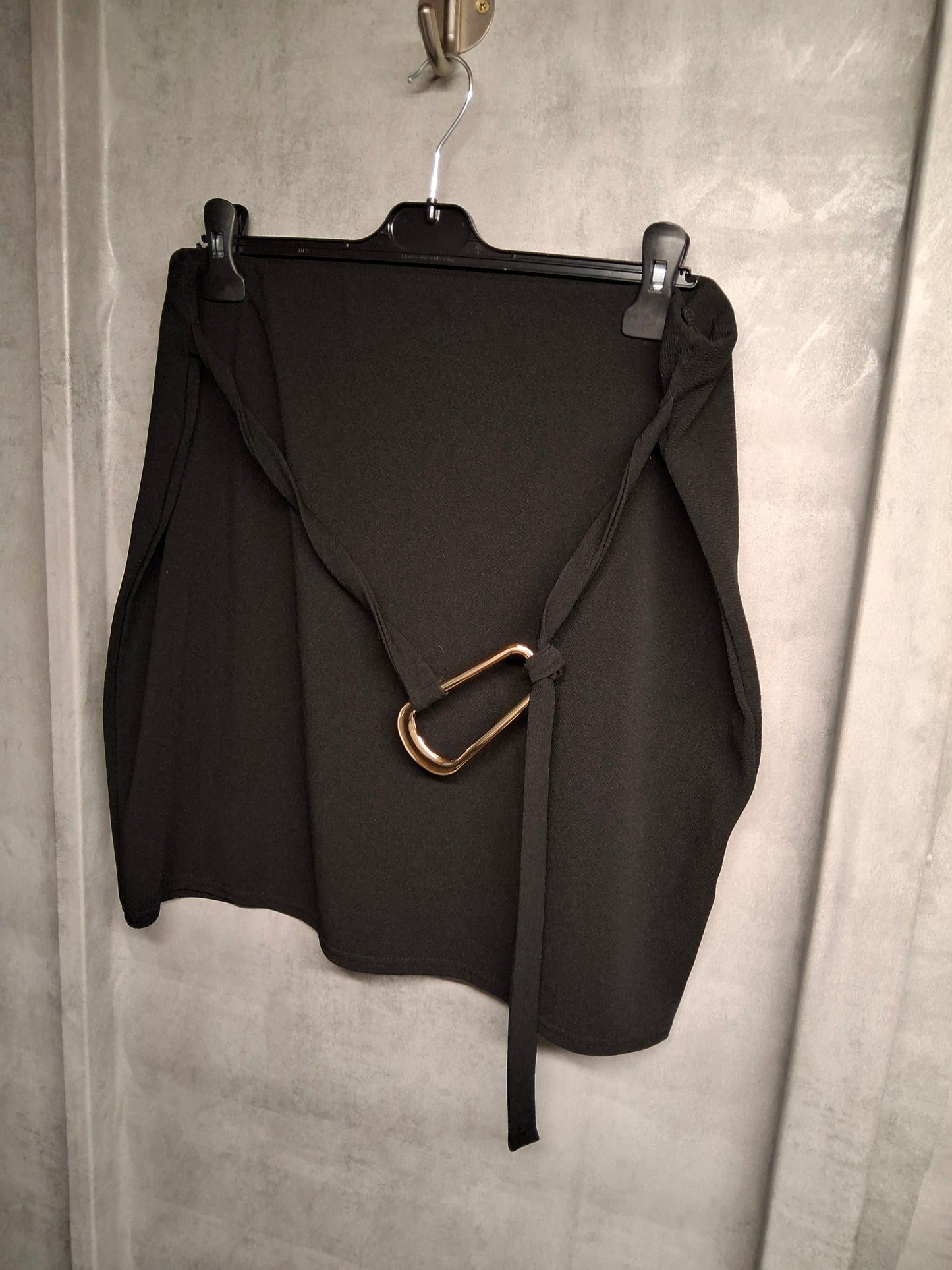 Boohoo Black Bodycon Wrap Skirt | Gold Buckle | Size 18 Curve Style
