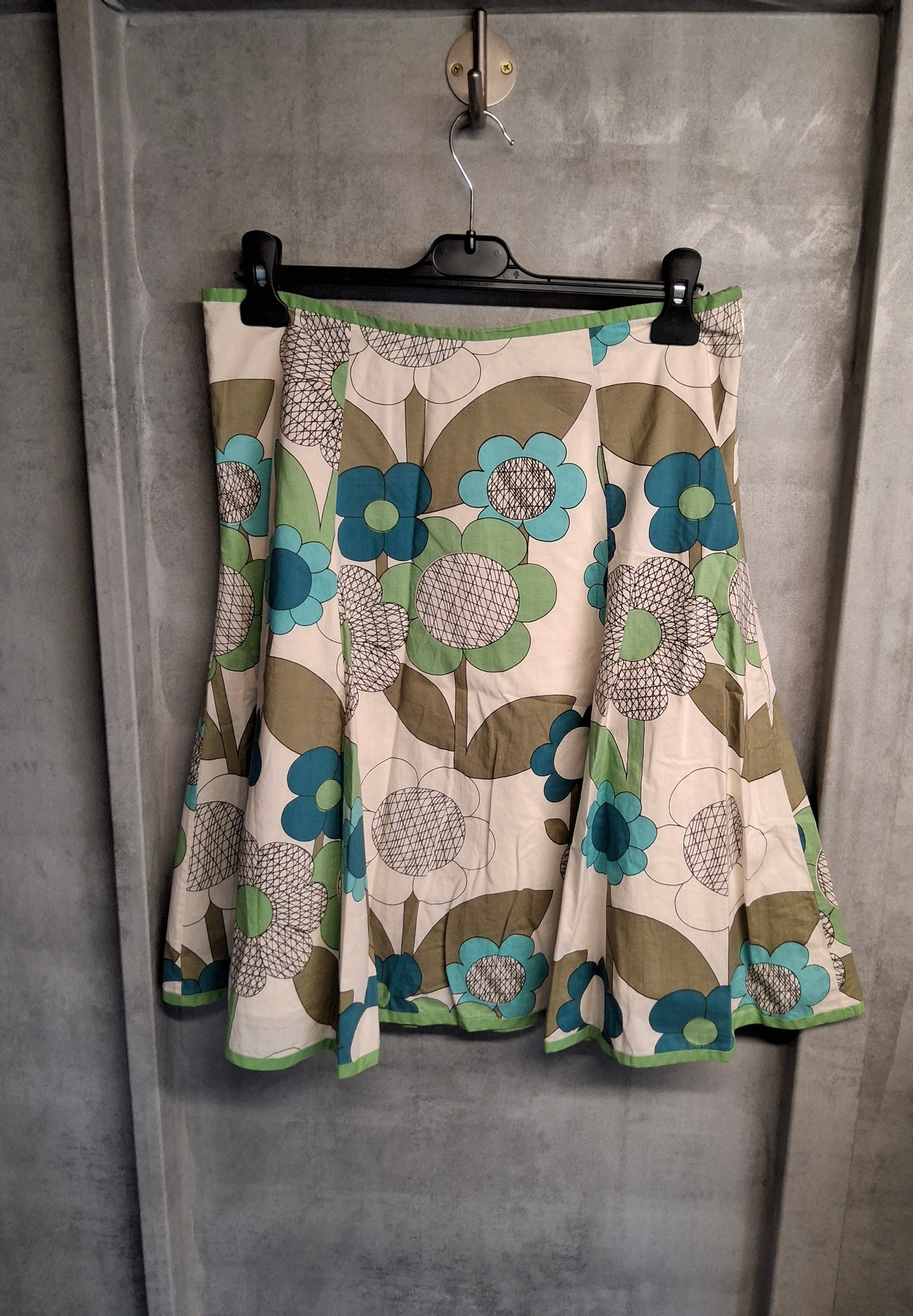 Boden Green & Cream Floral Flared Skirt β Size 12 Regular β 100% Cotton, Lined