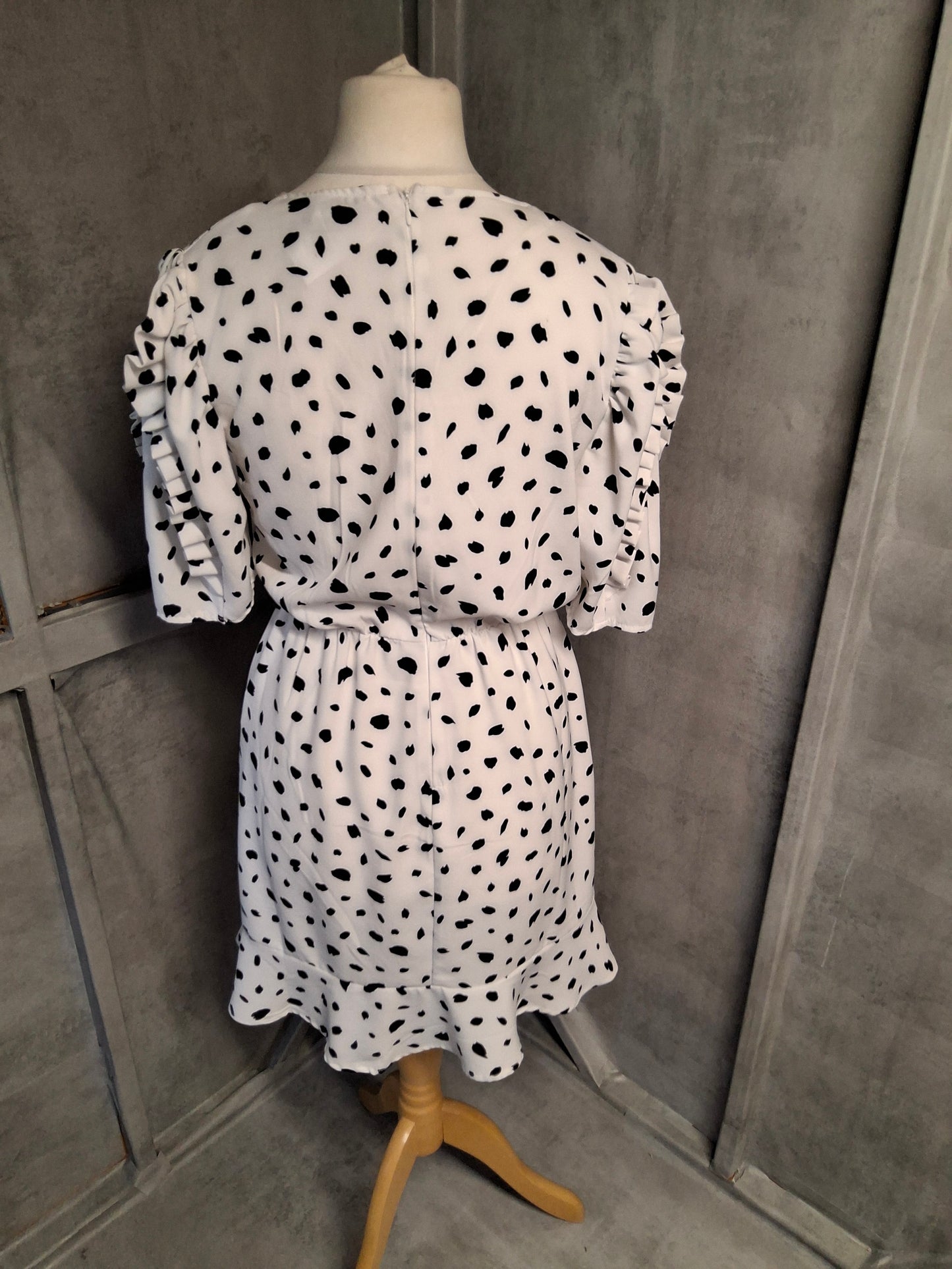 AX Paris White & Black Polka Dot Mini Dress β Size 10 β Wrap Style β Frill Sleeves β V-Neck