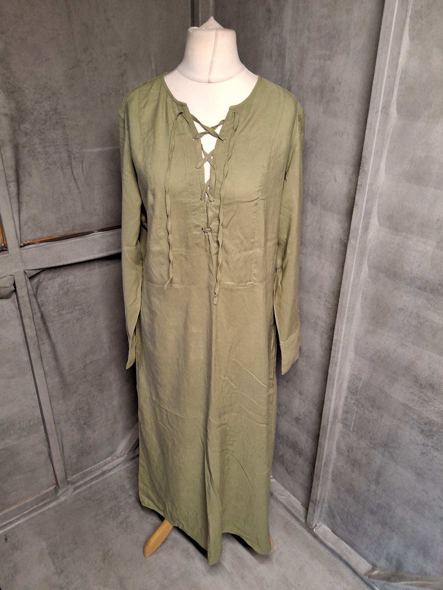 H&M Khaki Green Midi Tunic Dress – Size M (UK 10/12)