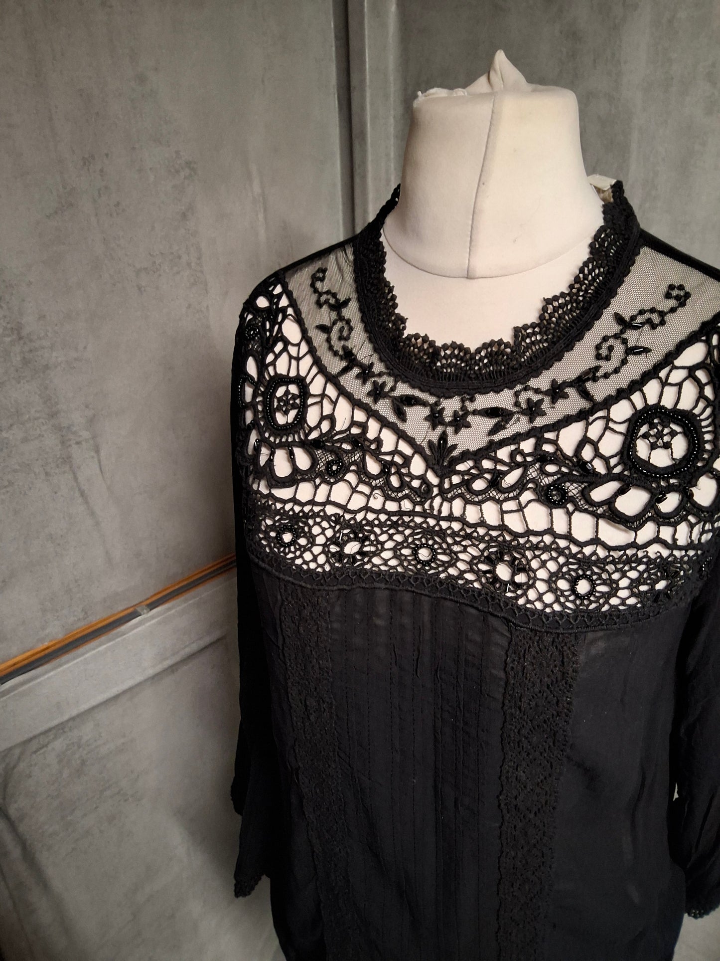 Monsoon Black Lace & Bead Blouse – Size 12 – NWT – RRP £59 – Slightly Sheer Glam
