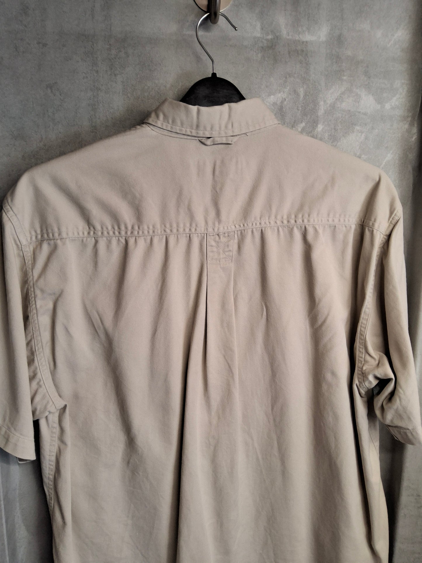 Men's Vintage 90s Timberland beige 100% cotton short sleeved shirt Large