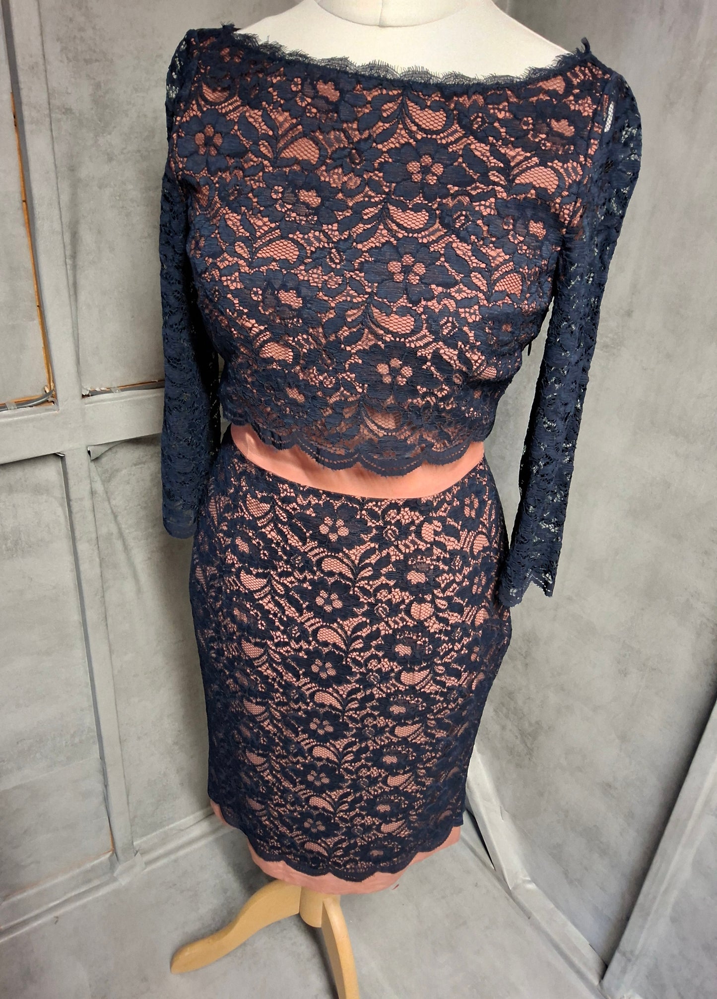 Boden Navy & Beige Lace Two-Piece Dress – UK 10 – A little bit posh, a little bit wow