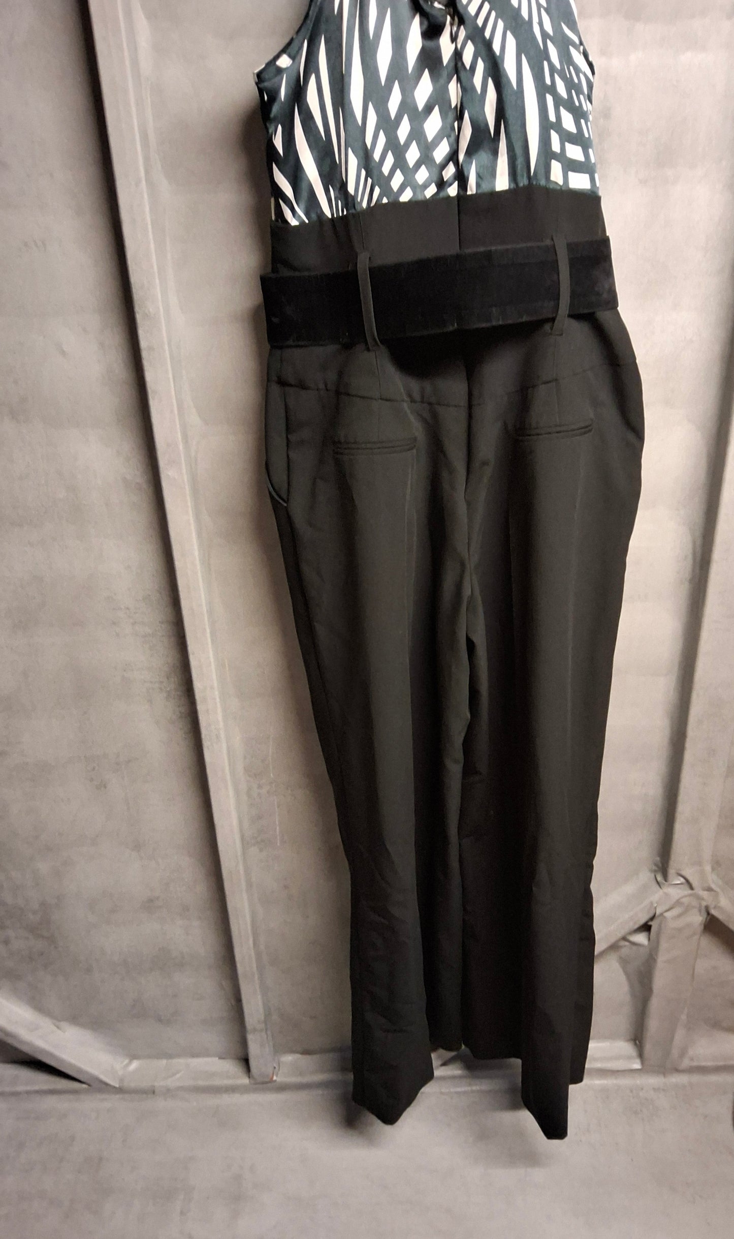 Julien Macdonald Black & White Halterneck Jumpsuit – Size 10