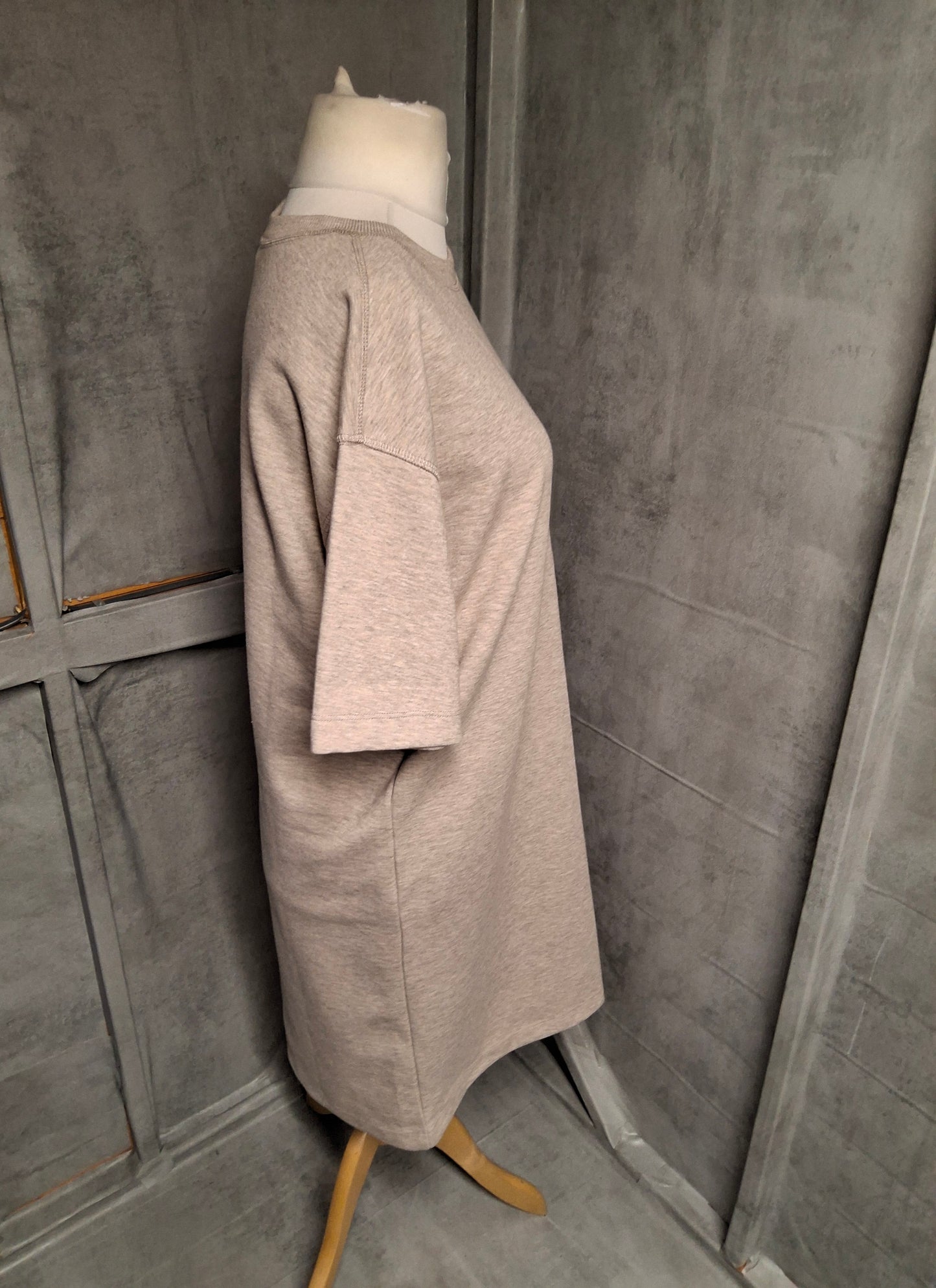 H&M Beige Oversized Jumper Dress β Short Sleeves β EUR XS (UK size 8/10)