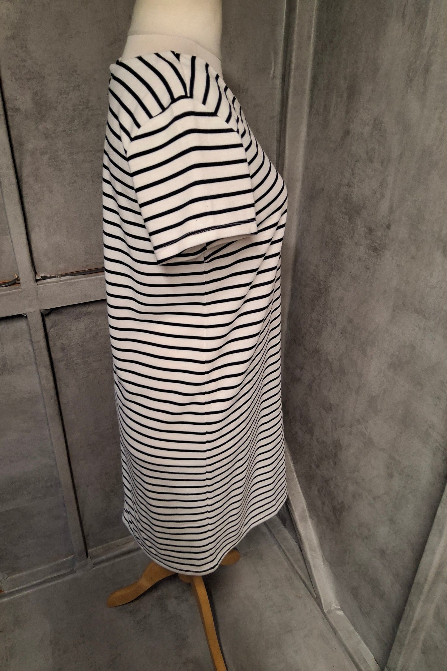 Esmara Striped Midi Dress Size 14/16 – Black & White Stretchy Everyday Style NWT