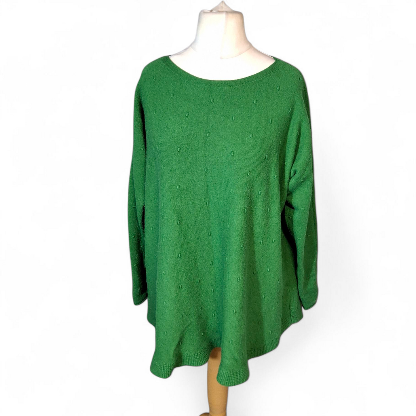 Lucy Sparks Green Embossed Knit Jumper ā Longer Length ā Relaxed Fit ā Size 14/16