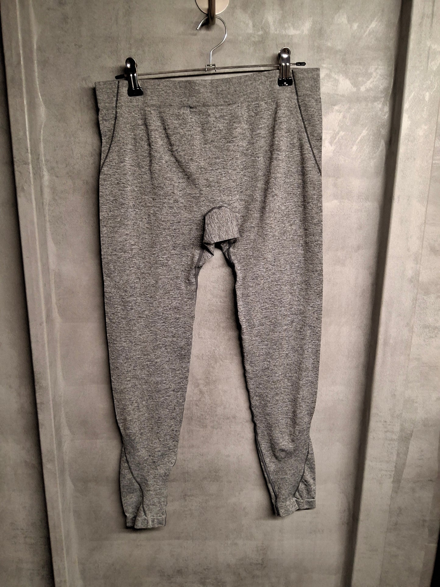 HIIT Grey High-Waisted Gym Leggings – Size Small (UK size 6–8) – NWT Activewear