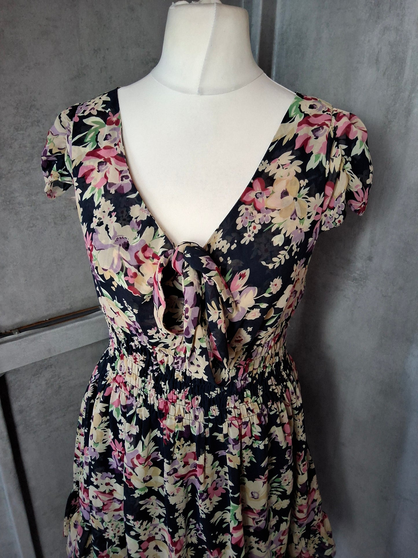 Y2K New Look Floral Flare Dress β Size 12 β Tie Front & Twirly Feels