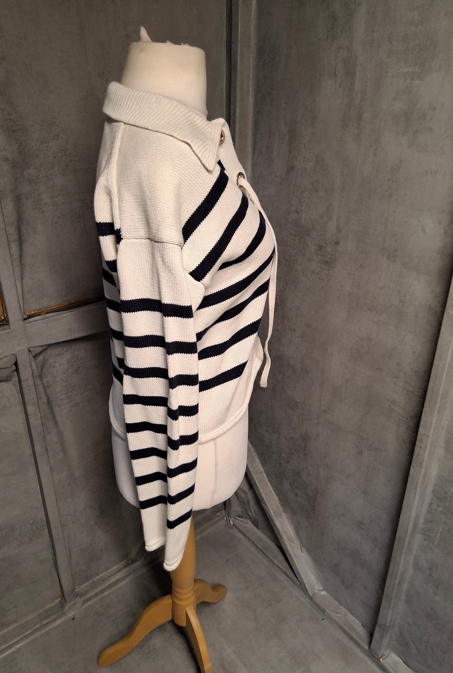Primark White & Black Striped Cropped Cotton Jumper – Size 10/12