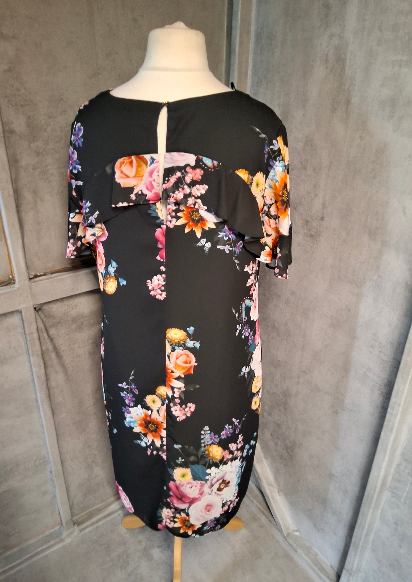 F&F Black Floral Midi Dress – Size 16 – Frill Sleeves & Lined
