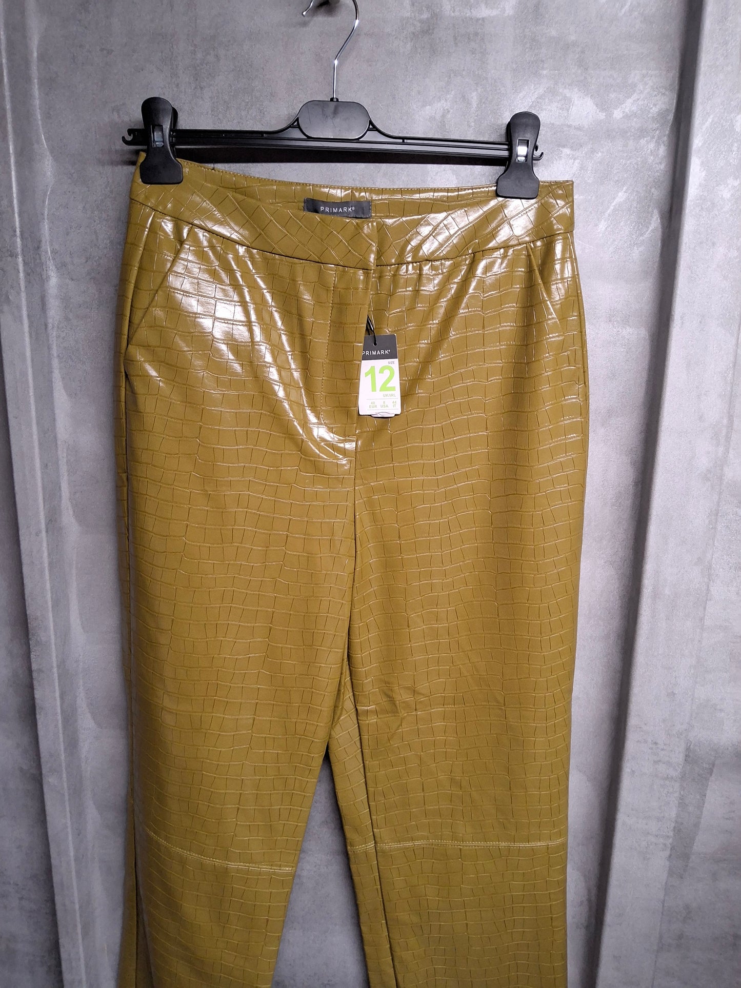 Primark Olive Green Croc-Effect Faux Leather Trousers – Size 12 – NWT