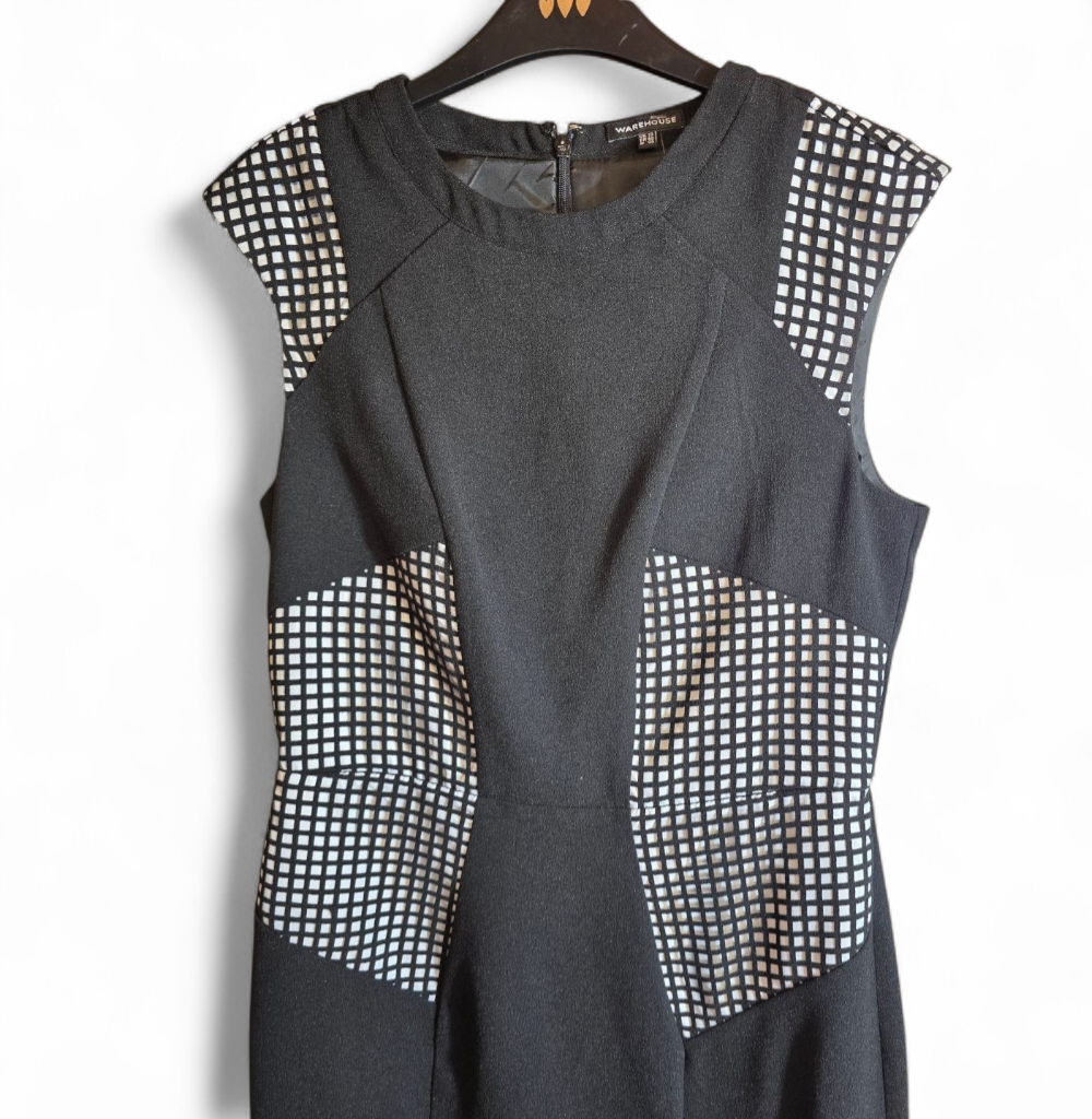 Warehouse black & white netted short sleeved A-line work dress size 12