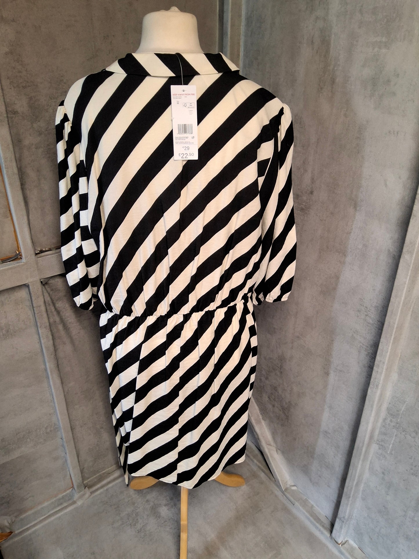 F&F Black & White Stripe Wrap Dress β Size 22 β NWT