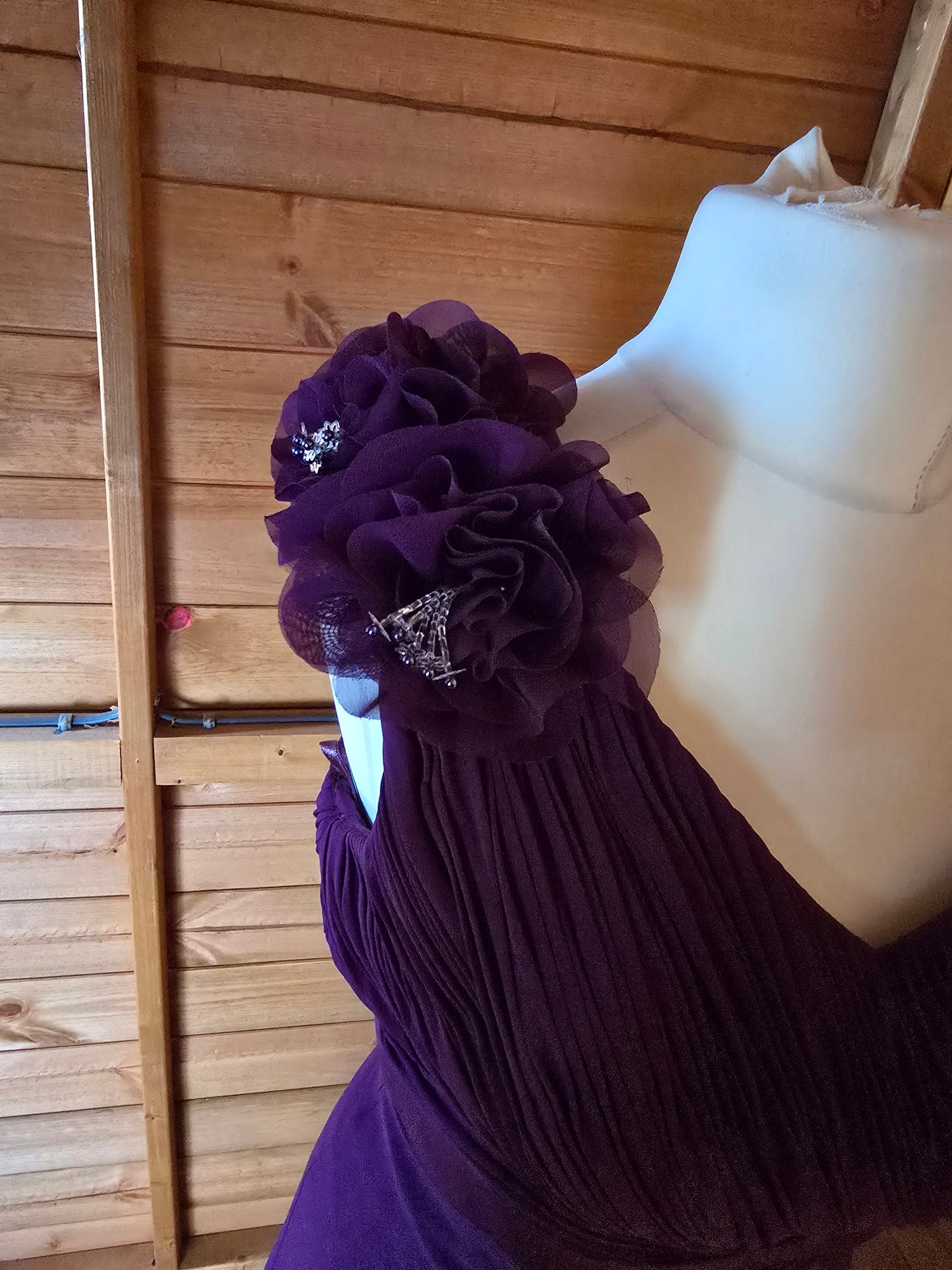 Hilary Morgan One-Shoulder Plum Formal Dress – Size 10