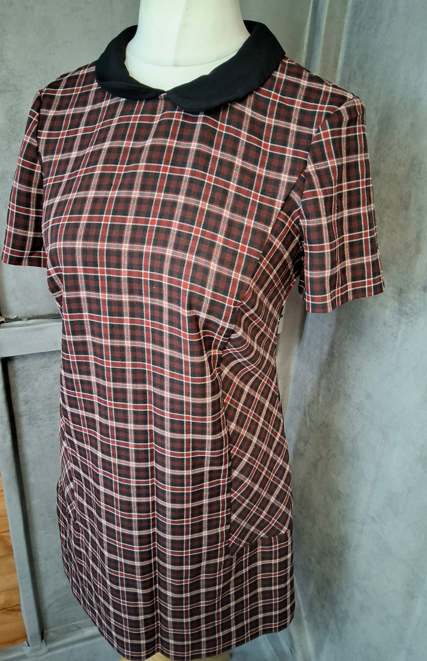 George Red & Black Tartan Collared Dress | Size 12 | Plaid Knee-Length Dress | Vintage Vibes