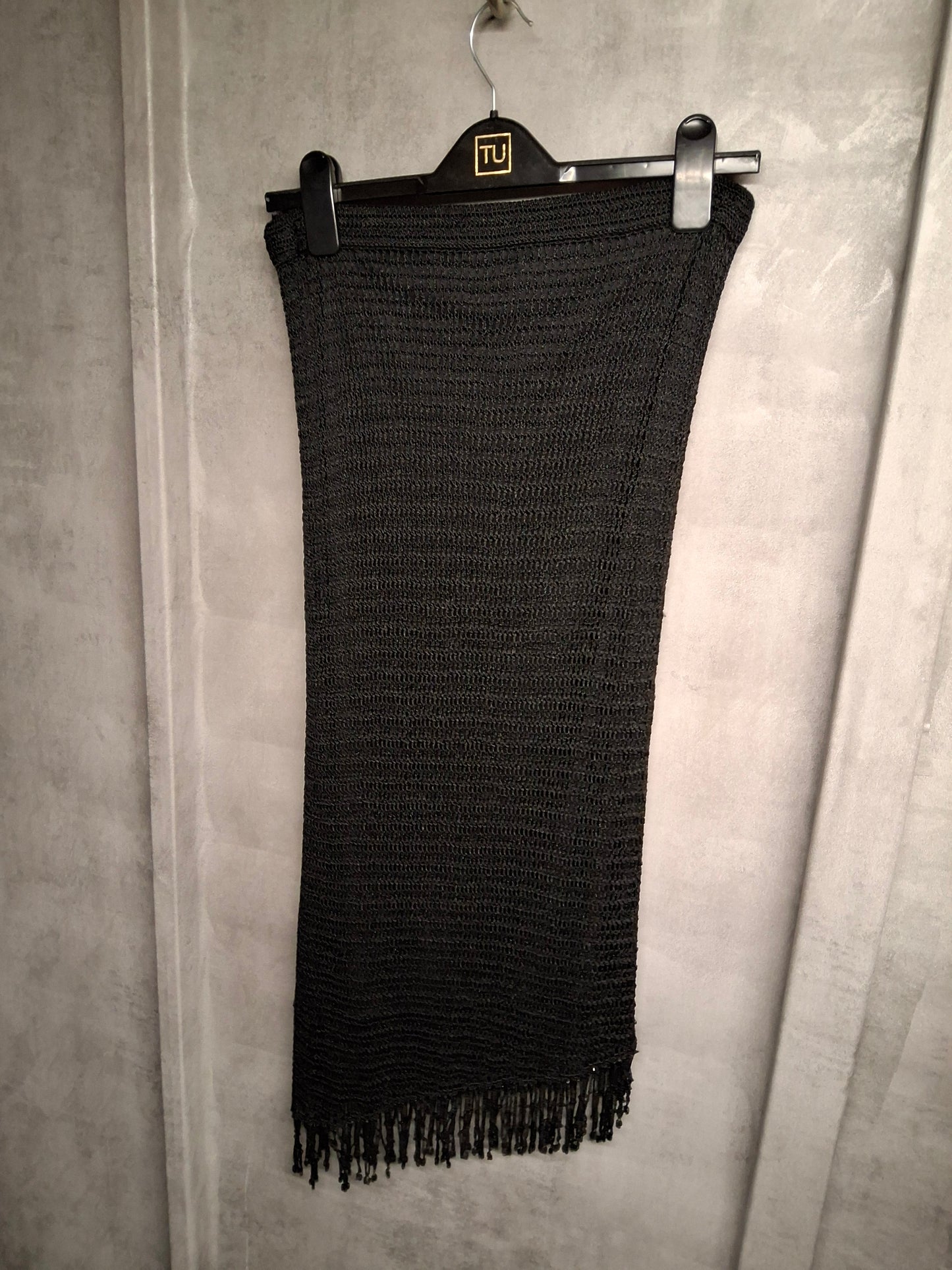 Y2K Dorothy Perkins Black Crochet Fringe Skirt – Size 12 – Festival Vibes 🖤