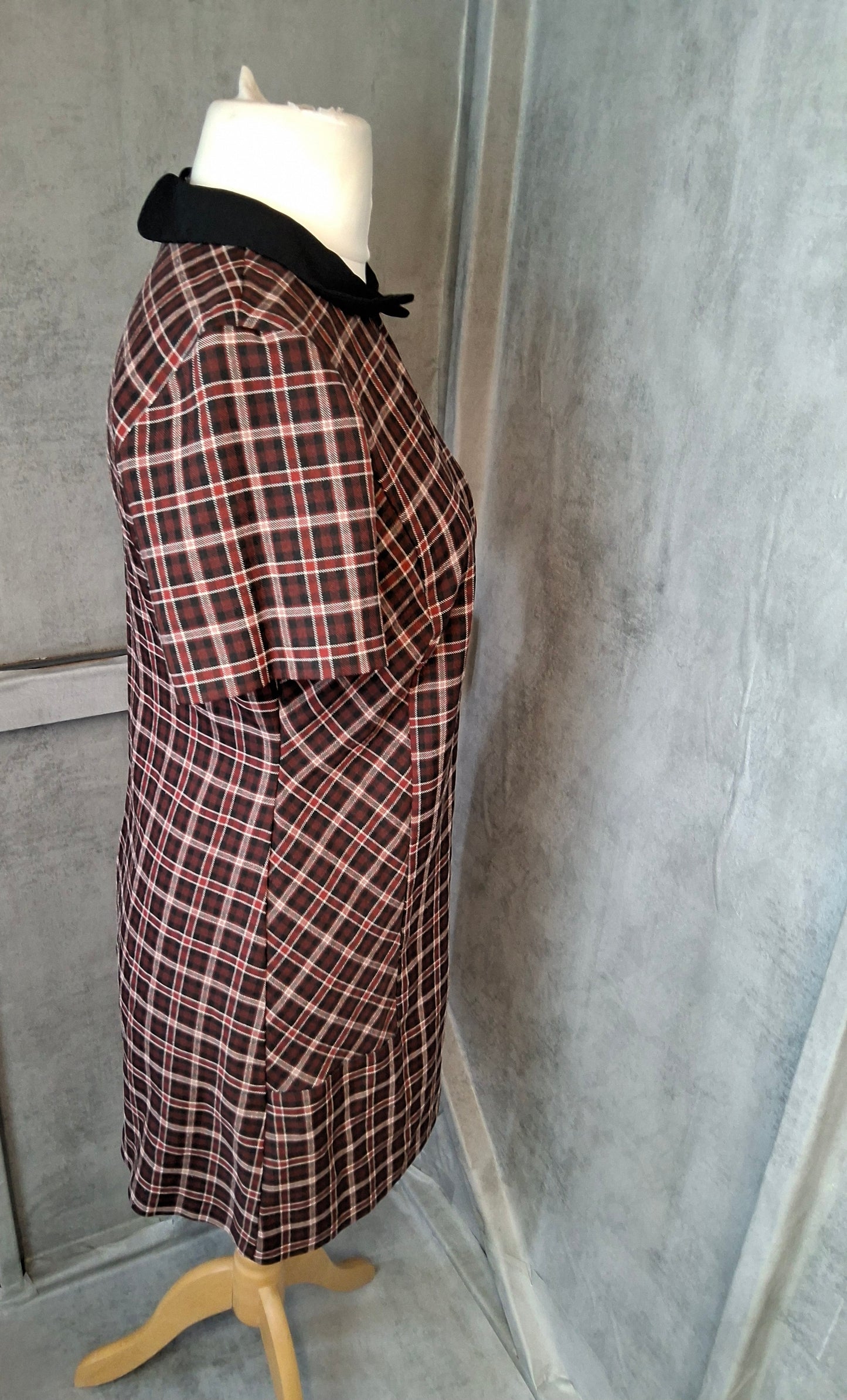 George Red & Black Tartan Collared Dress | Size 12 | Plaid Knee-Length Dress | Vintage Vibes
