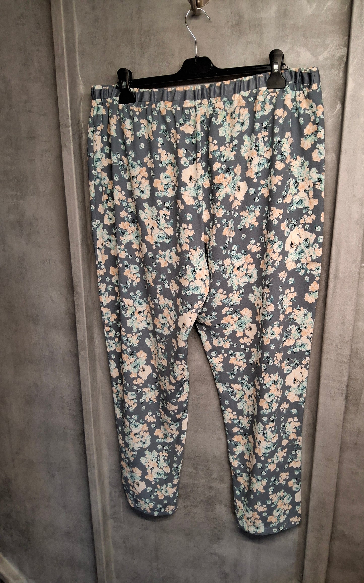 George Grey Floral Slim Leg Trousers β Size 18 β Elastic Waist β NWT