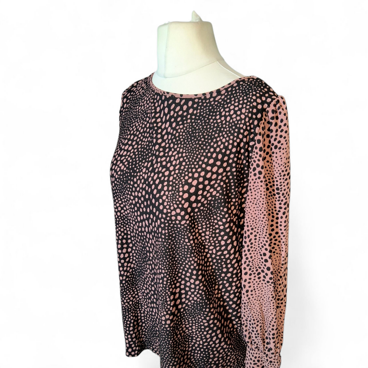 Next Black & Pink Polka Dot Blouse ā Long Sleeve ā Size 16