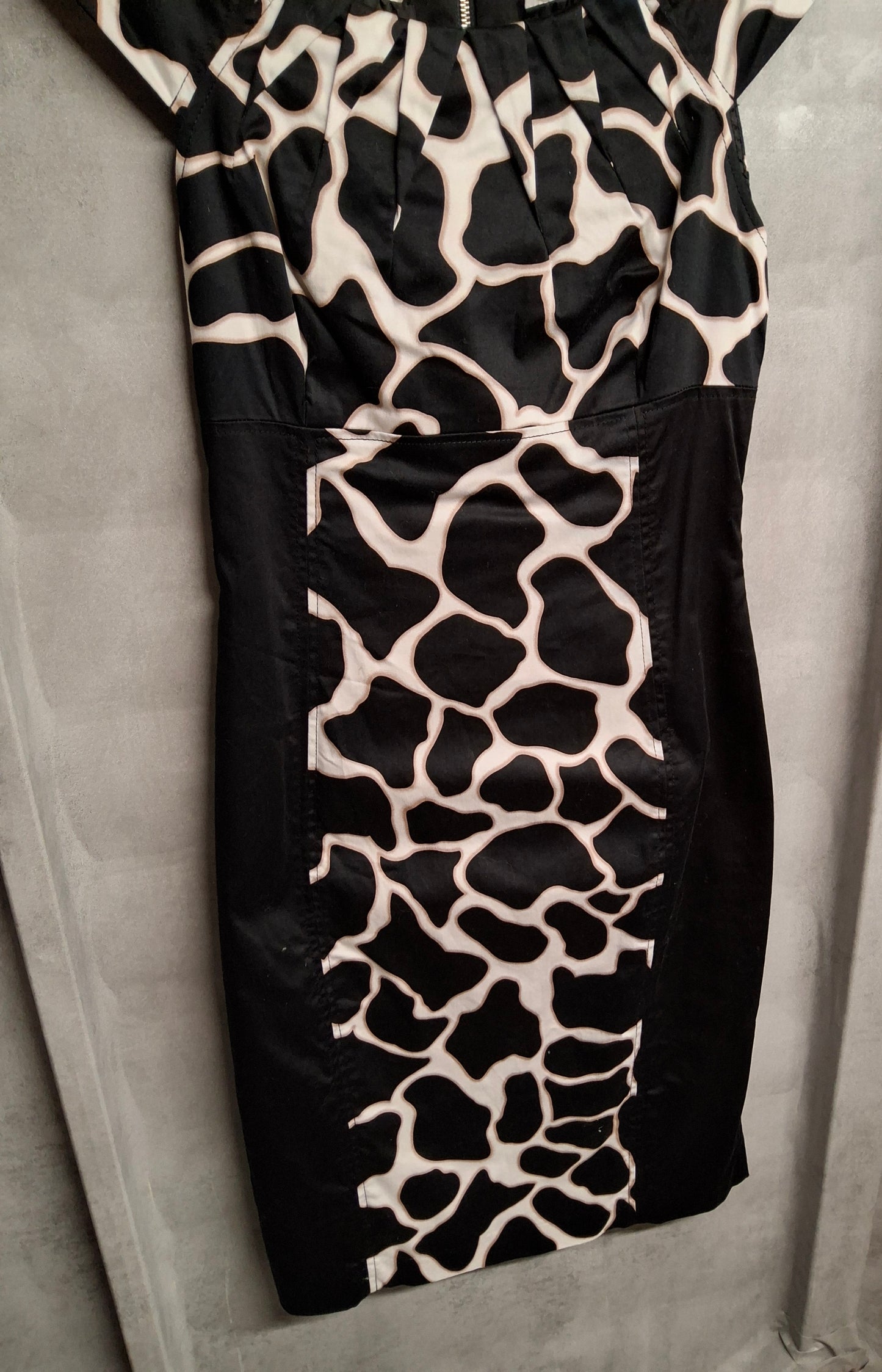 Et Vous Black & Beige Animal Print A-Line Dress β Size 8 β Cap Sleeves & Zip Back