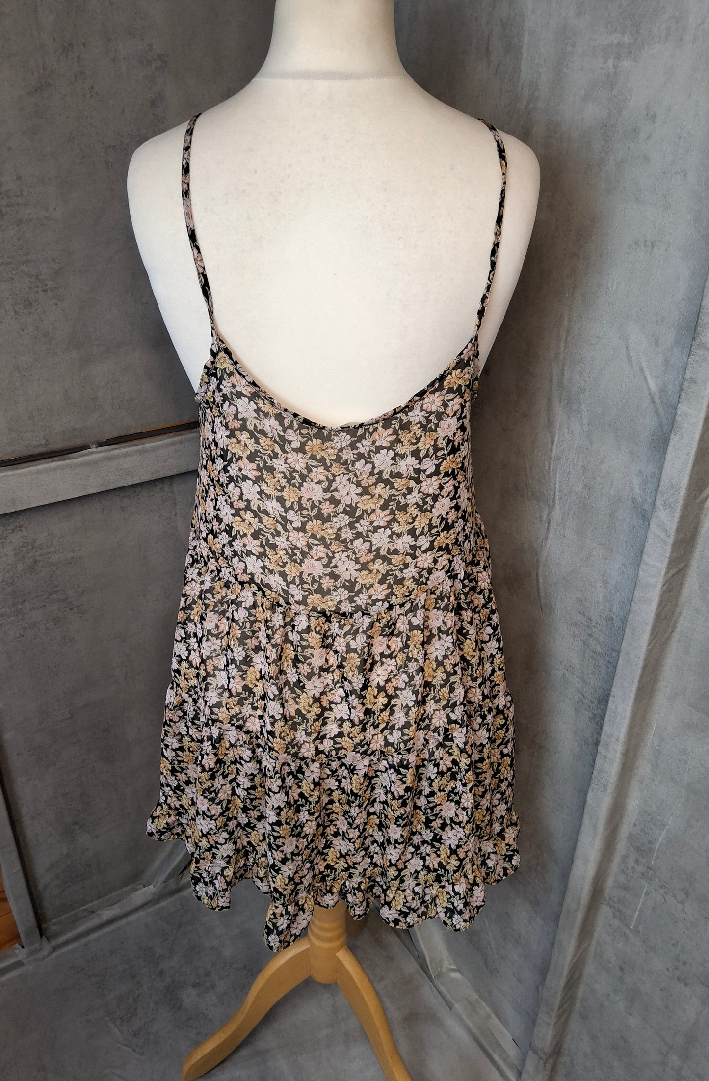 Haute Society Black Floral Strappy Mini Dress β Size M (Fits UK size 10/12)