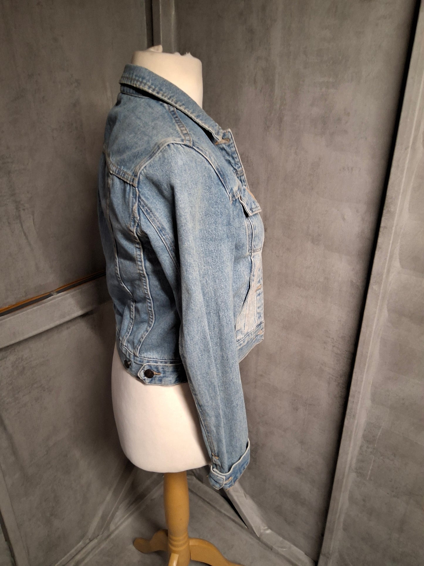 Topshop Moto Classic Light Wash Denim Jacket – Size 10 – Timeless Cool