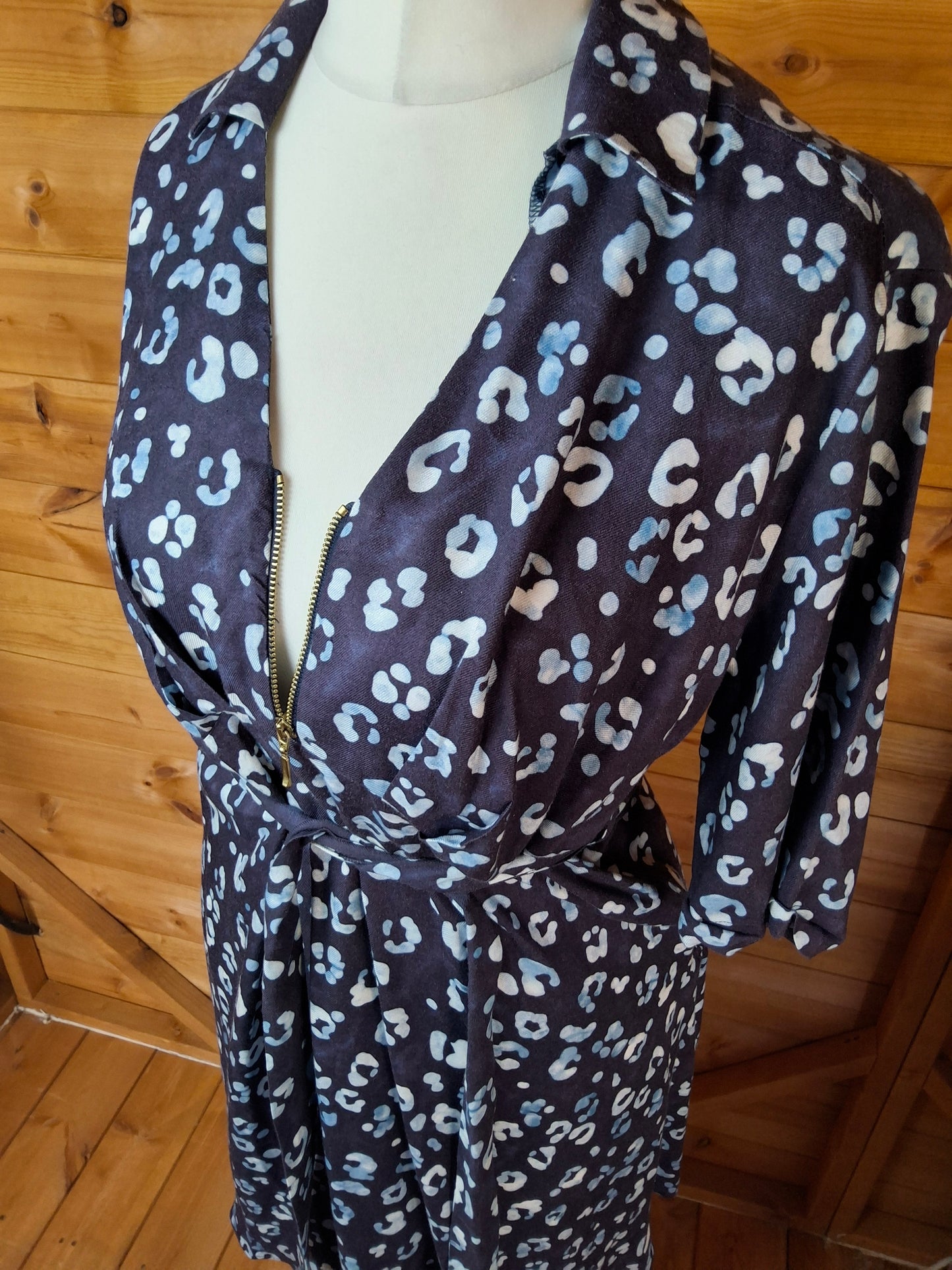 Isabella Oliver Navy Animal Print Maternity Nursing Dress – Size 12, Belted, RRP £129